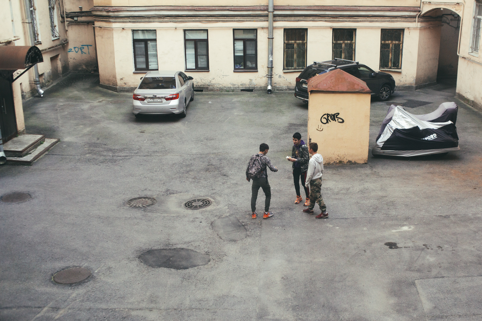 Взаперти. Фотограф Екатерина Веденина