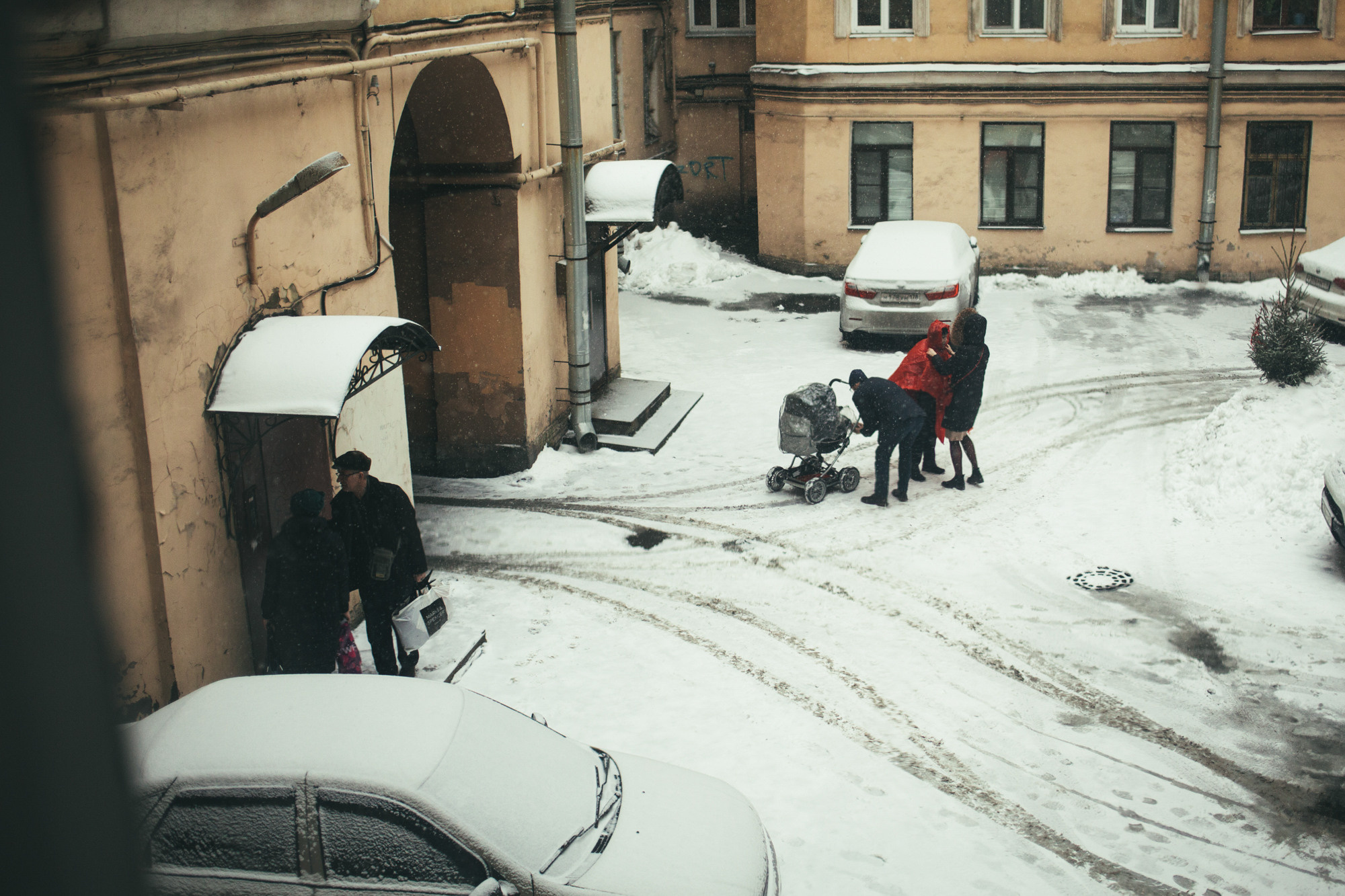 Взаперти. Фотограф Екатерина Веденина