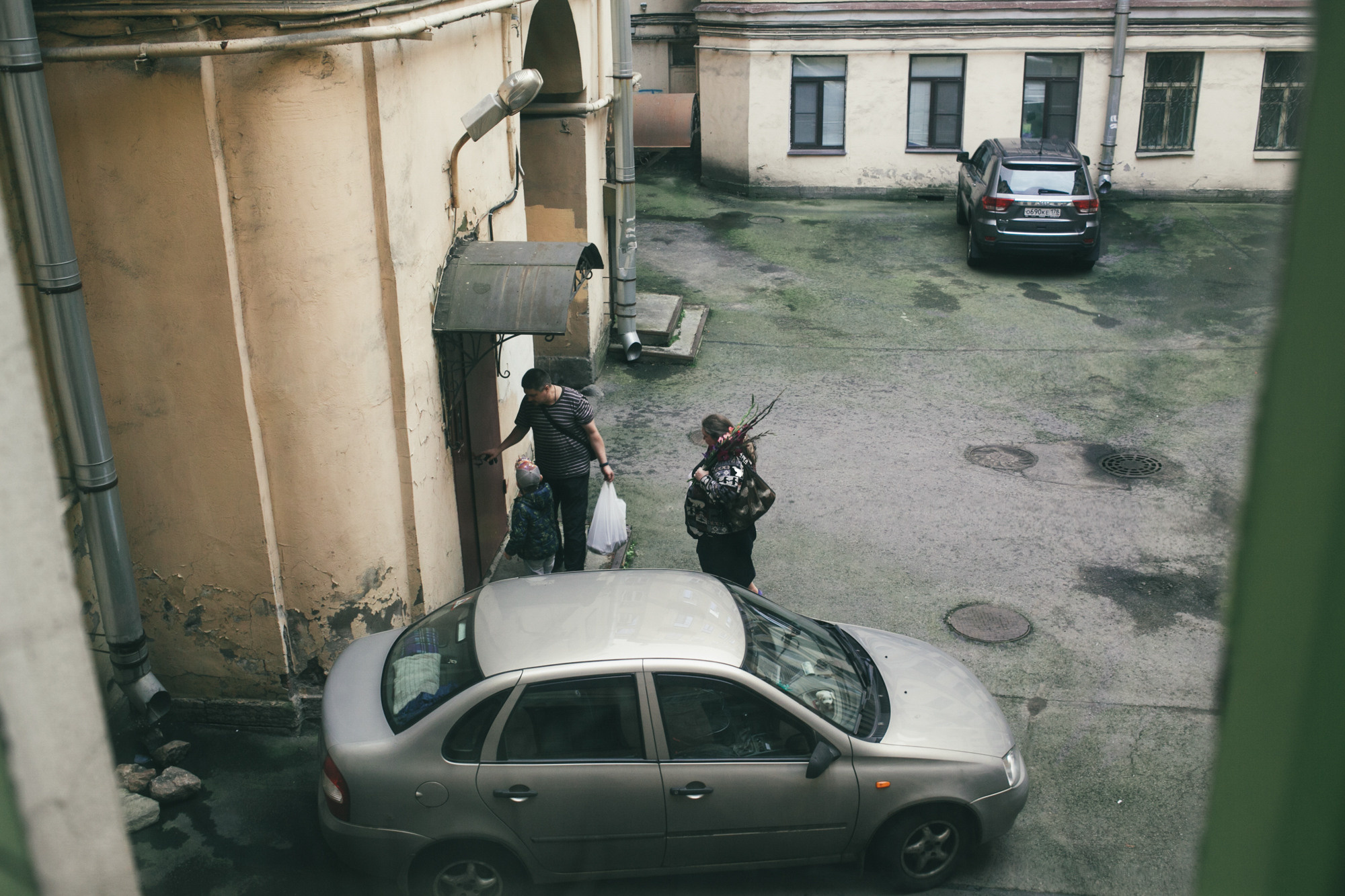 Взаперти. Фотограф Екатерина Веденина