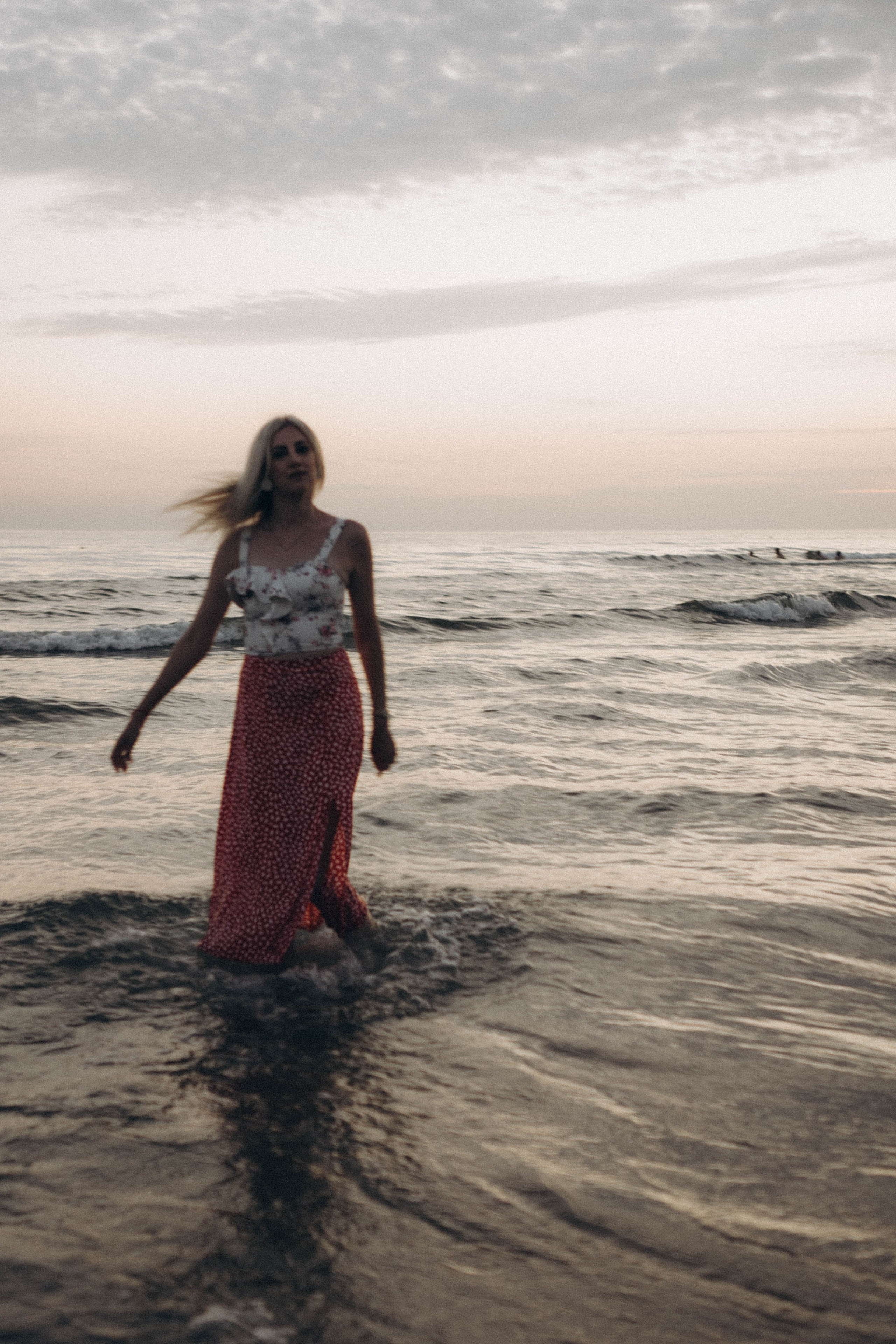 Июльский вечер на берегу черного моря. Профессиональный фотограф, Санкт-Петербург — Виктория Богомолова