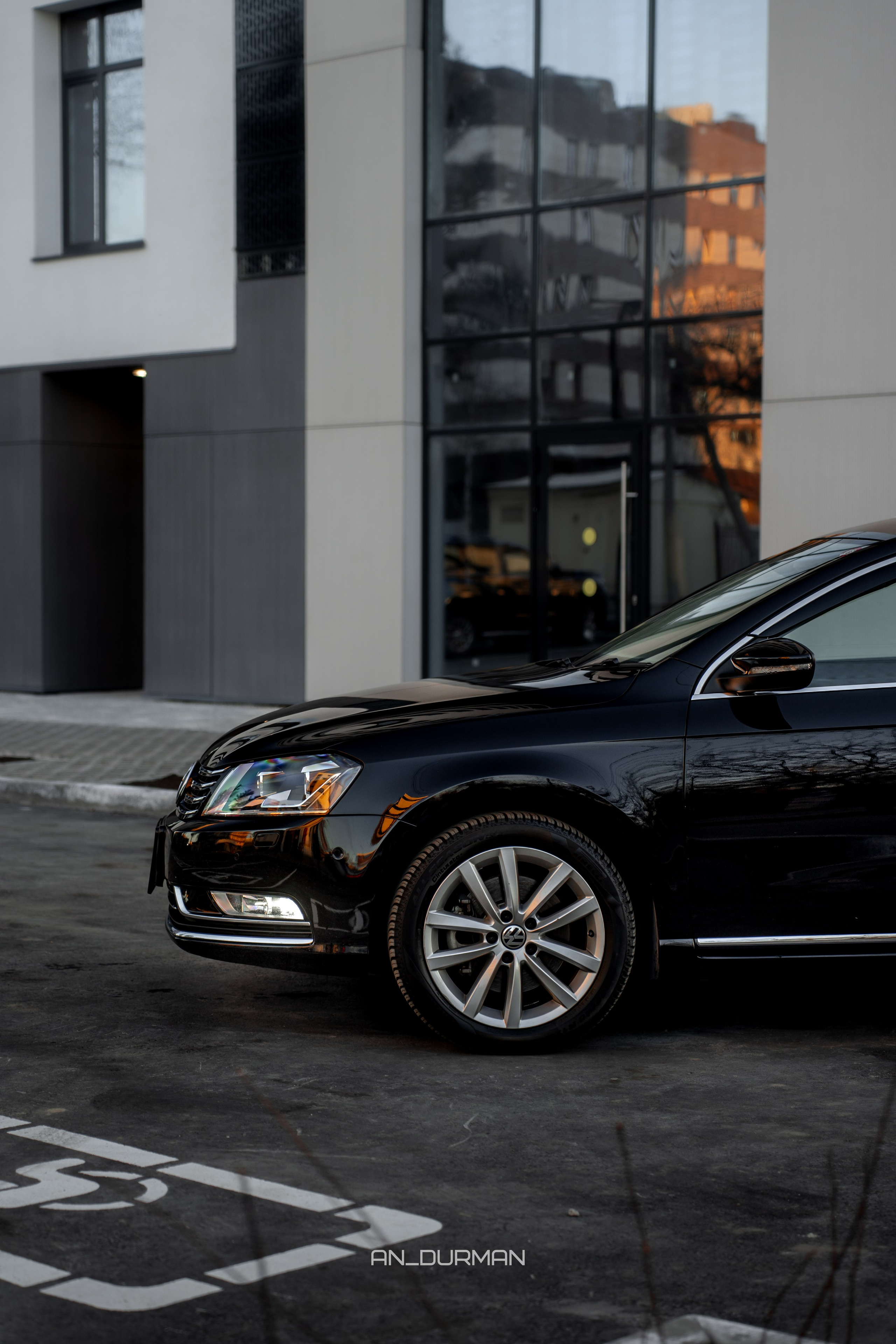 Volkswagen Passat. Фотограф, видеограф и пилот дрона на Байкале