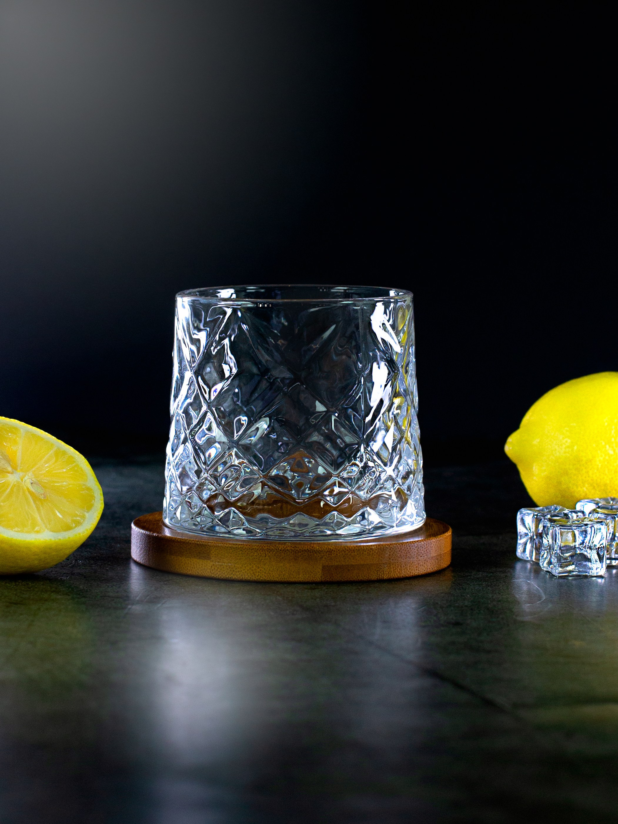 Предметная съемка, фотосъемка стекла, фотосессия для посуды, предметный фотографа СПб 