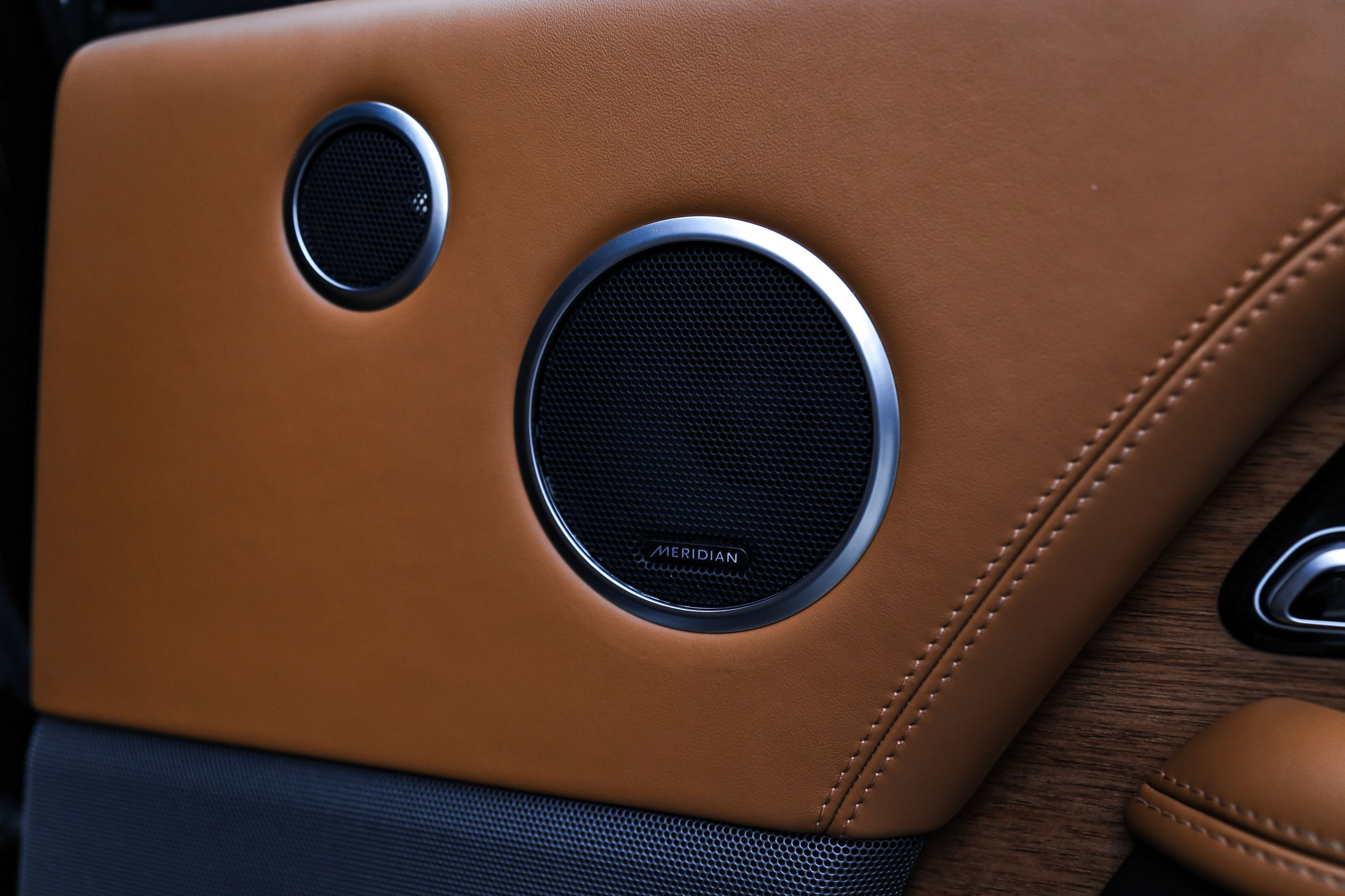 2018 RANGE ROVER AUTOBIOGRAPHY LONG. Mixturecaptures