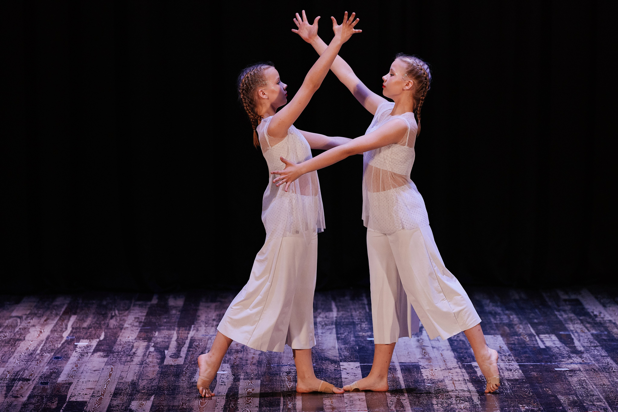 Концерт танцевальной студии Фиеста 08.06. Свадебный репортажный фотограф краснодар максим дремов дрёмов фотосессия студия цена