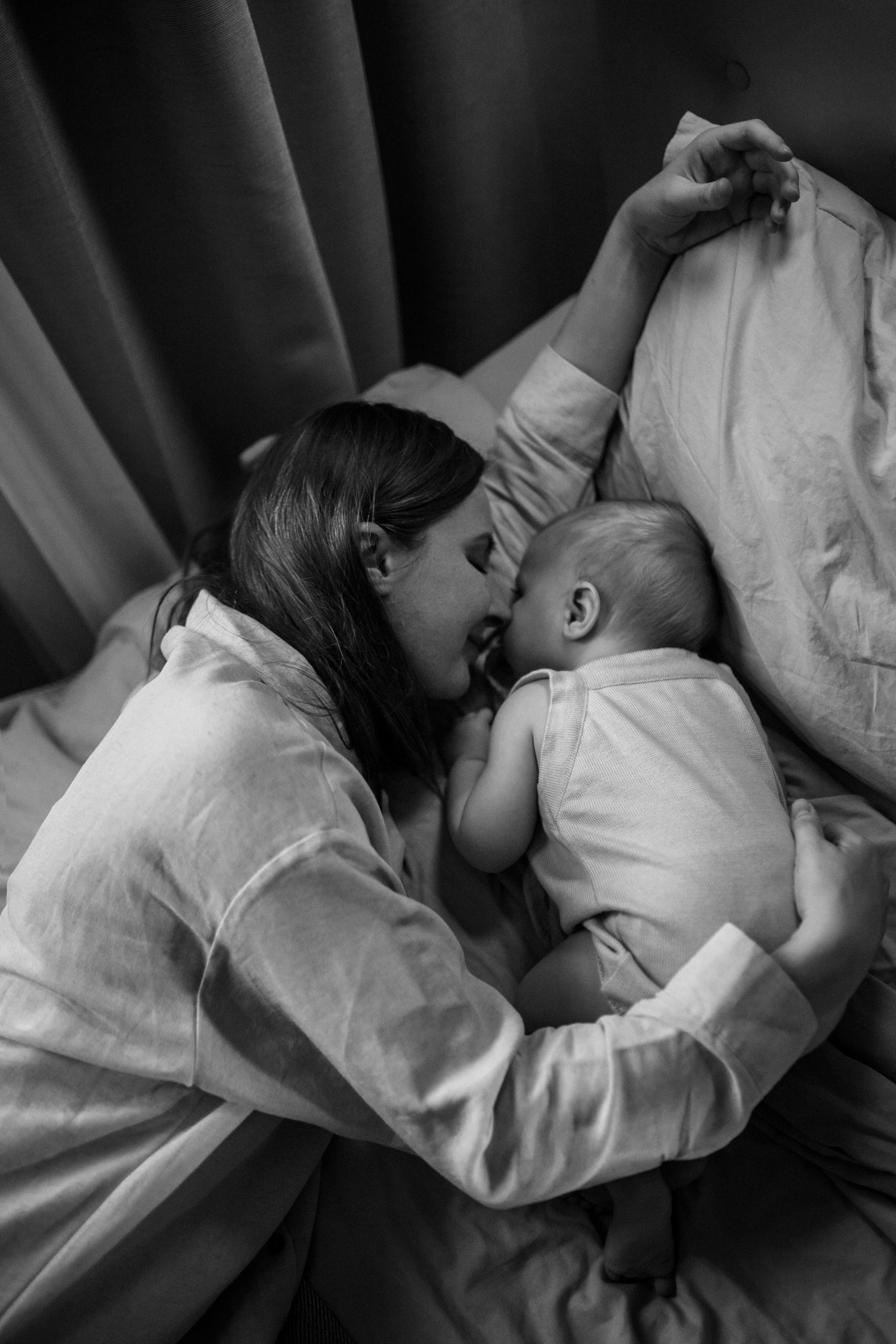 Домашняя история про маму и малыша. Мария Гурьянова. Семейный lifestyle фотограф в Москве и по всему миру