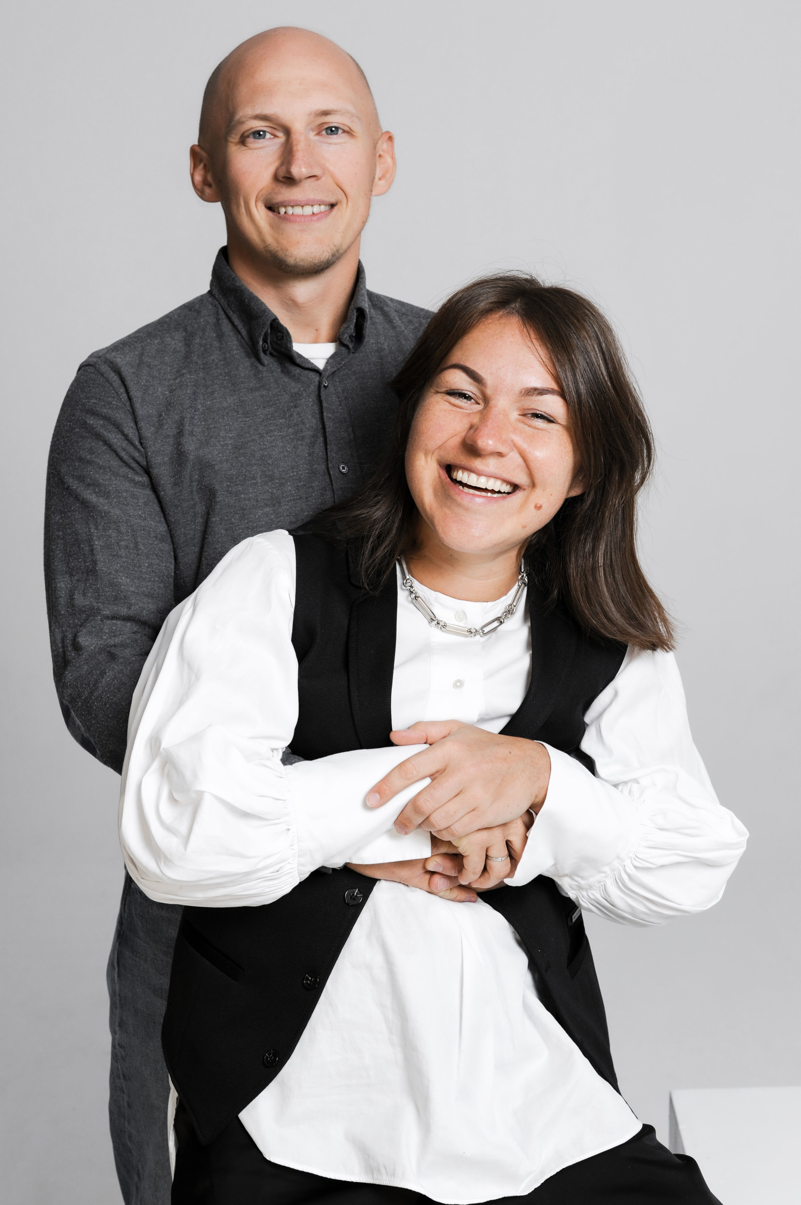 Минималистичная новогодняя семейная съемка. Фотограф в Екатеринбурге Артём Зайнетдинов