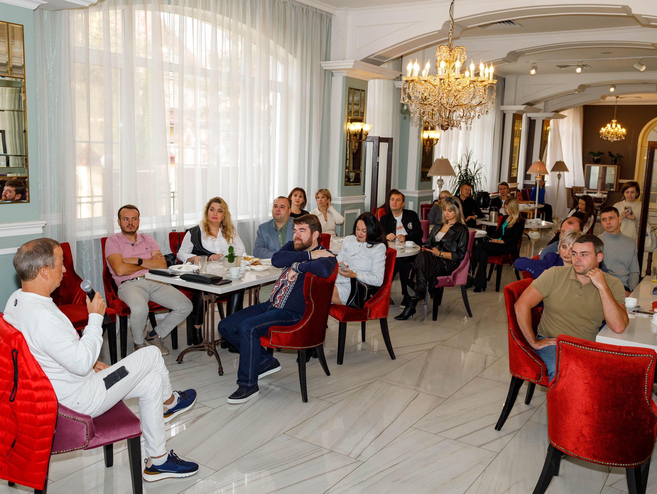 Бизнес завтрак клуб «Эквиум». Фотограф Булдакова Екатерина