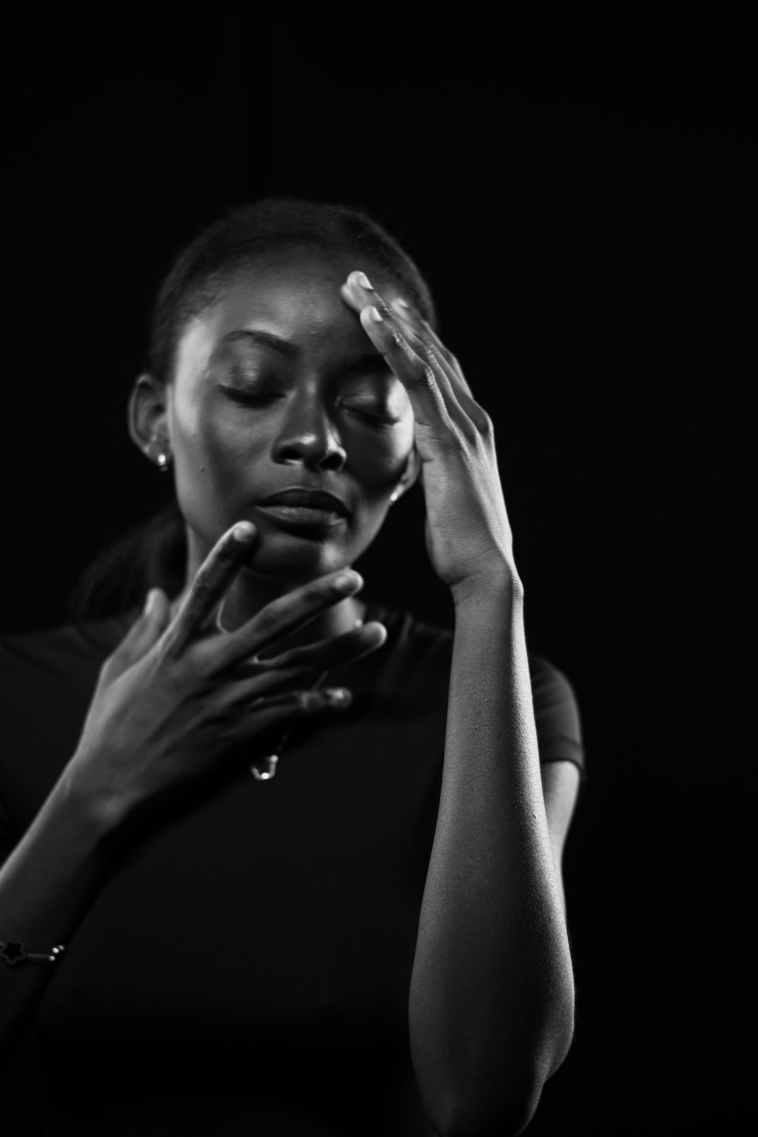 BEATRIZ. Anastasiia Antoniuk portrait, family and couple photographer, Portugal