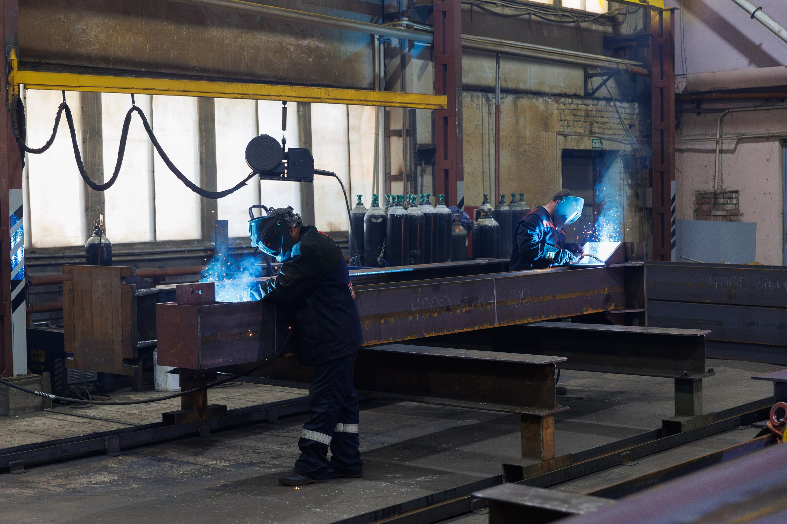 Склады под аренду. Фотосъёмка для бизнеса — предметное фото, репортаж с мероприятий, портреты людей, съёмка интерьера и экстерьера