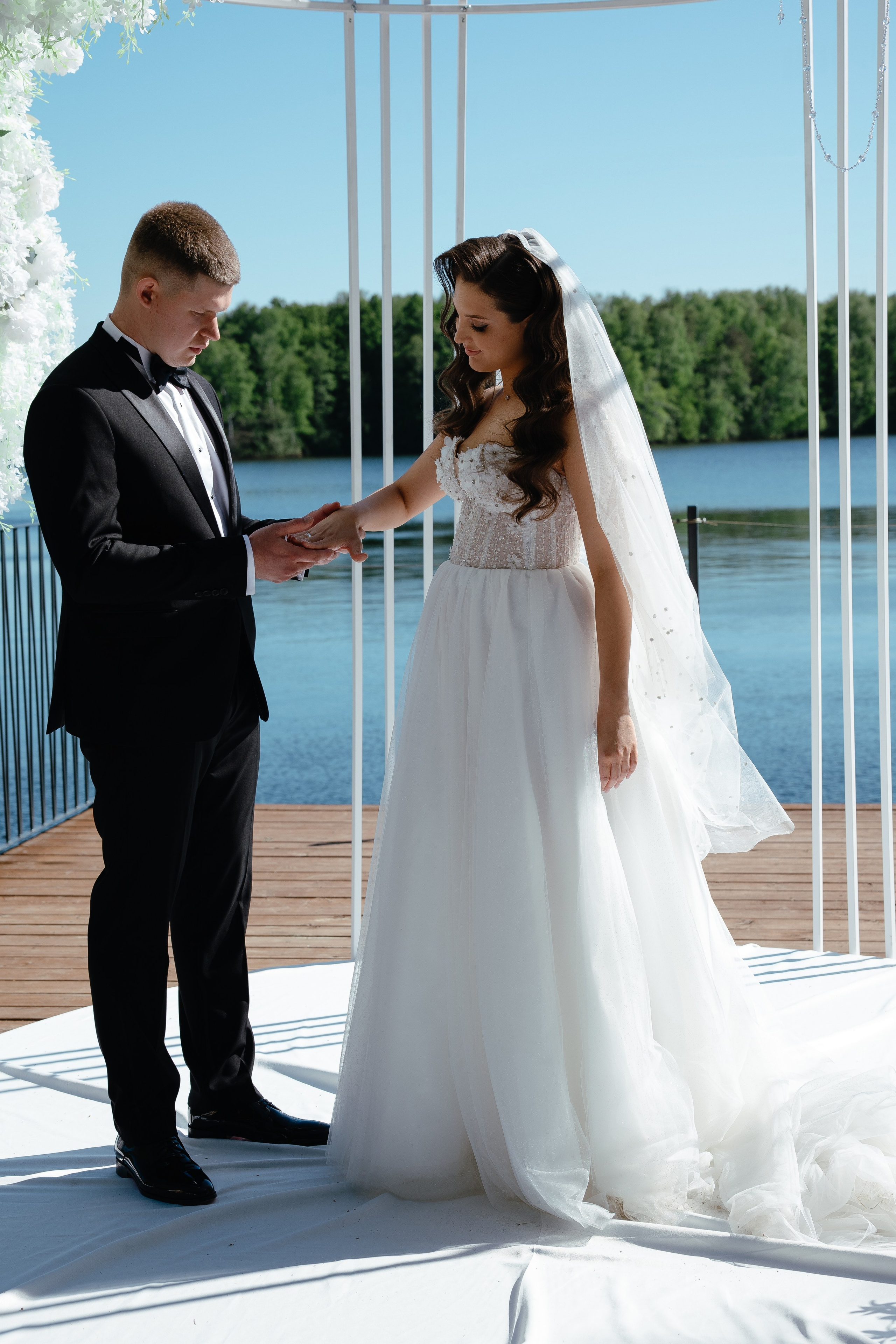 Дмитрий и Полина Еловое. Свадебный фотограф Виктория