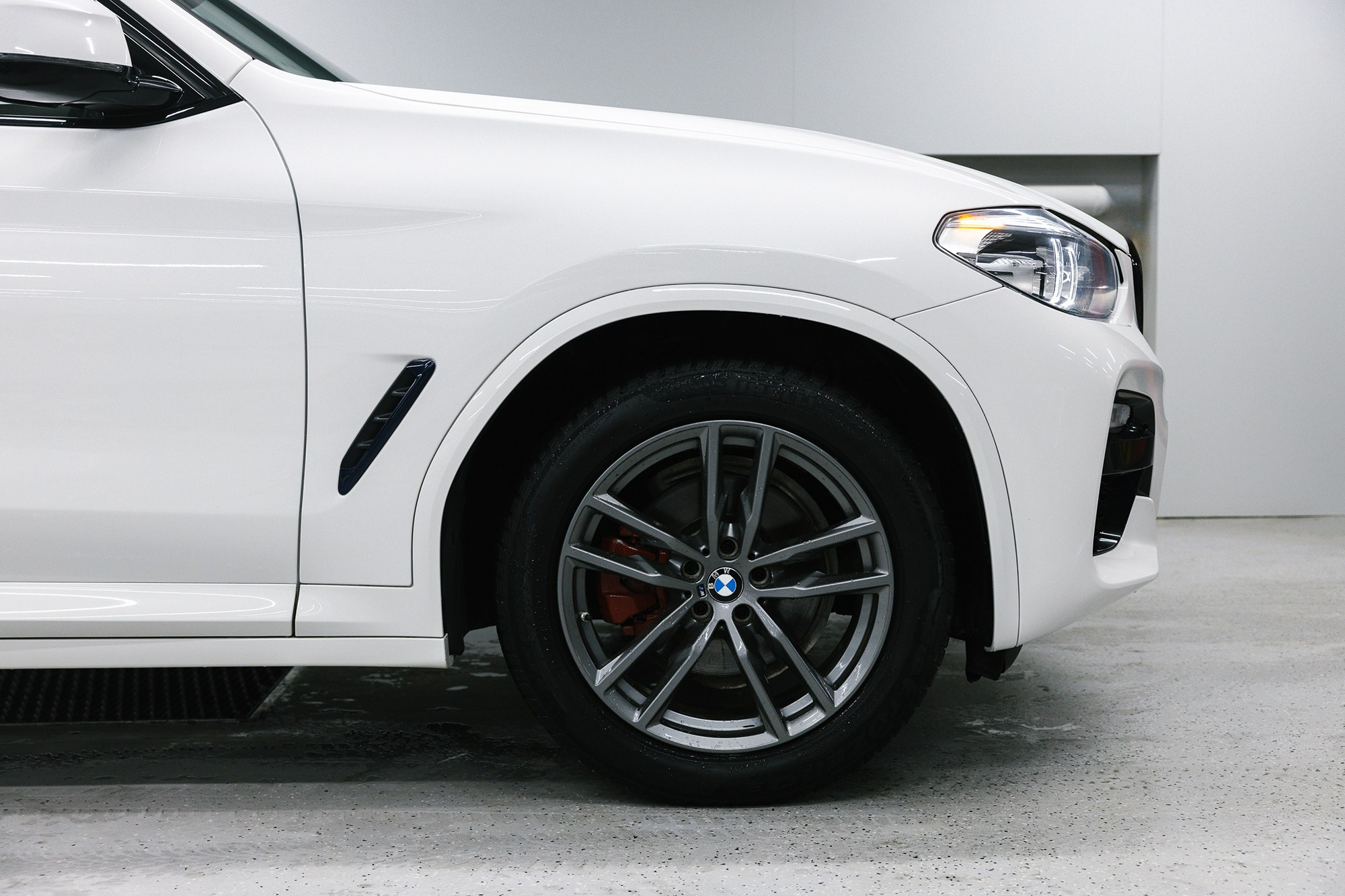 BMW X3 30i 2,0 xDrive Steptronic (252 л. с.). Автосалон «Х-Авто»