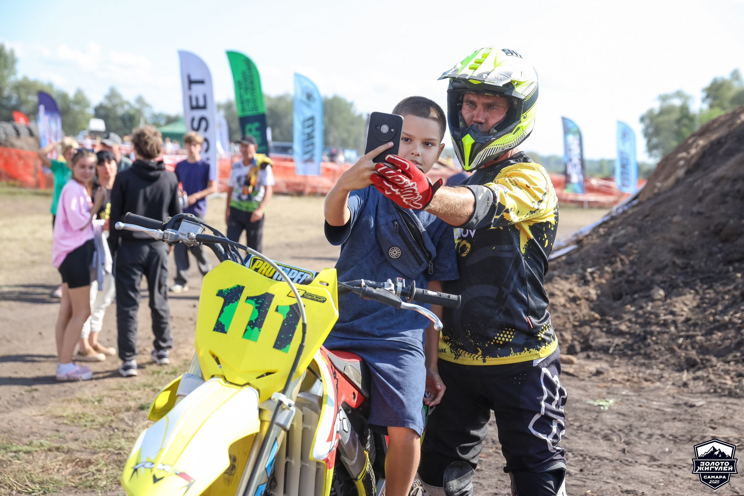 Шоу команды GRYAZNOV MOTO на Кубке России по гонкам с водными препятствиями на квадроциклах. Спортивный фотограф в Самаре