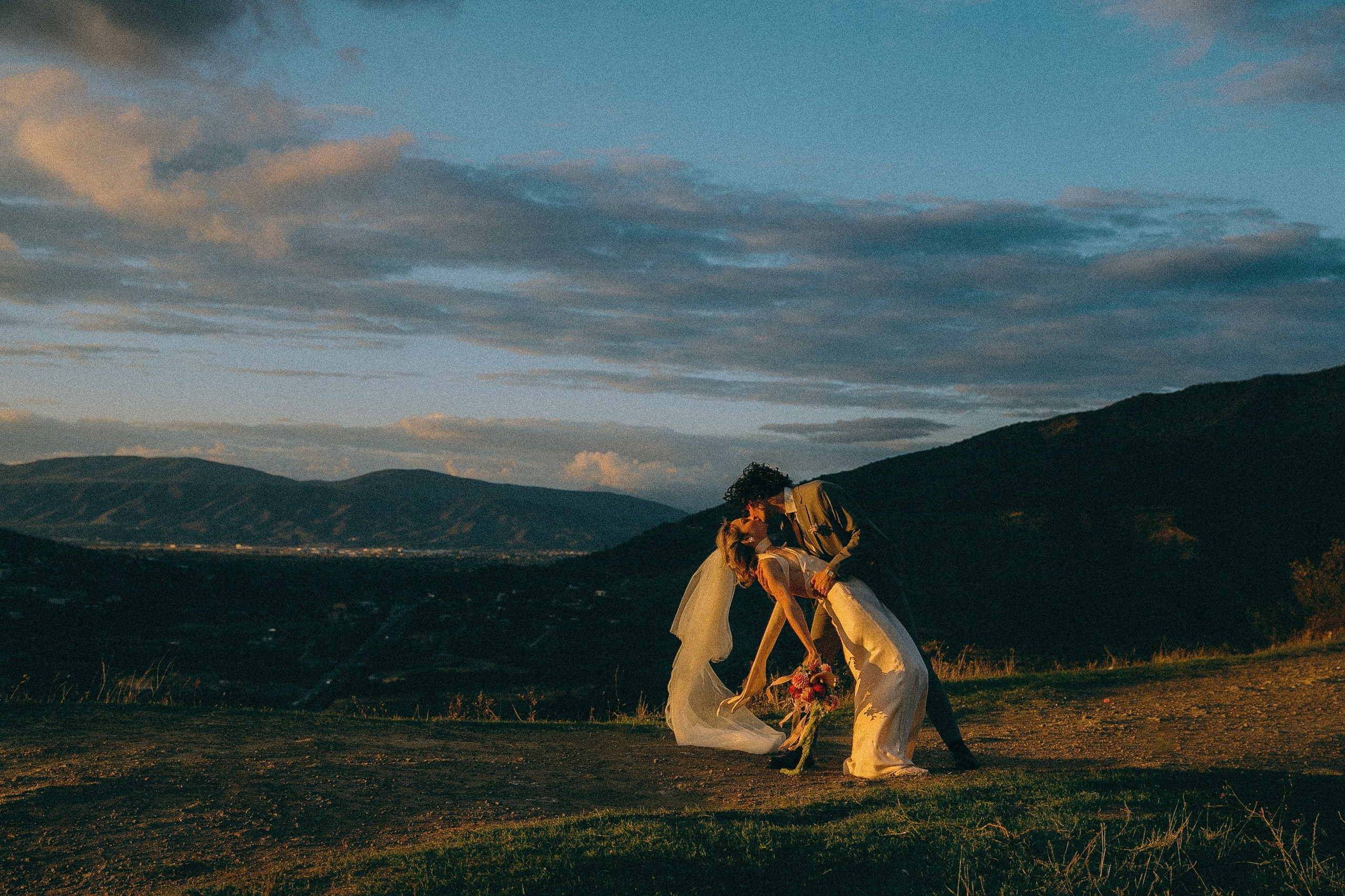 Саша и Даша. Свадебный фотограф Грузия Тбилиси