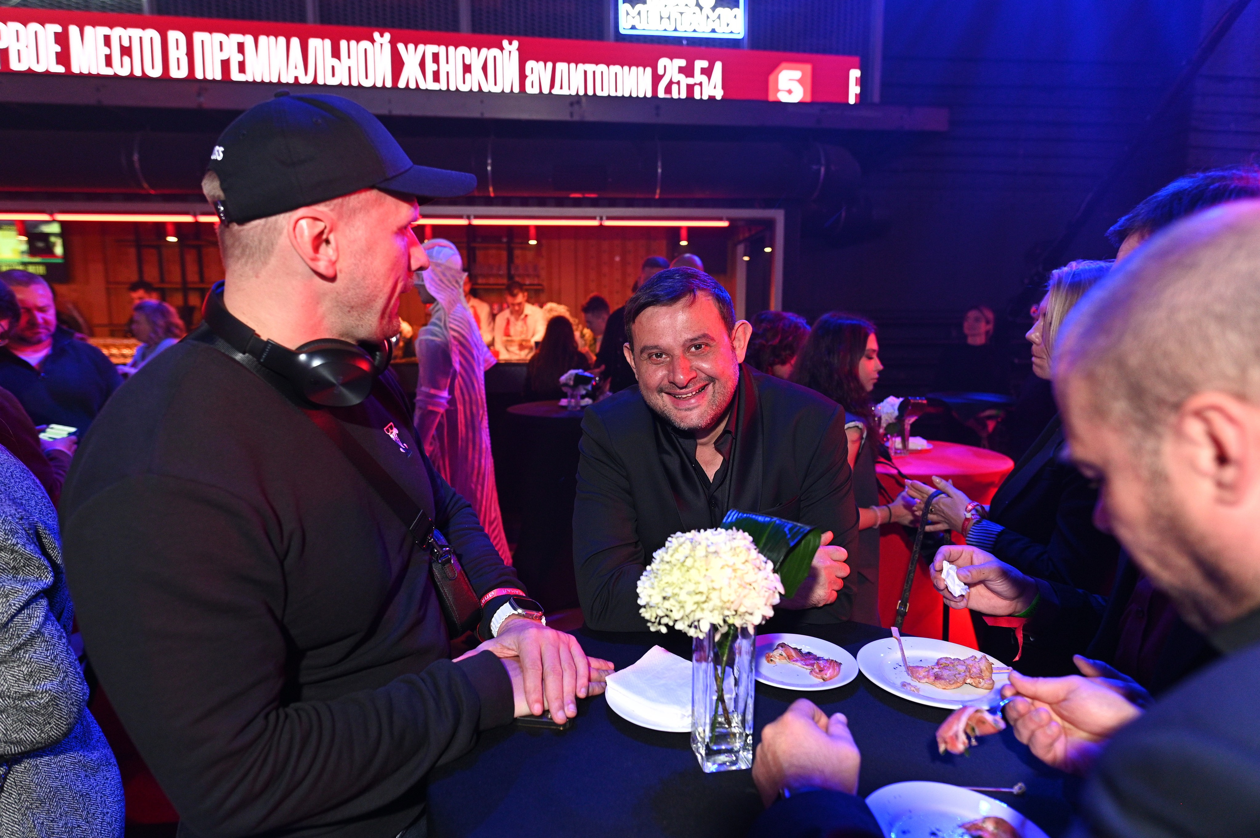 Презентация Пятого канала 01.10.2024. EVEREST PHOTO REPORT
