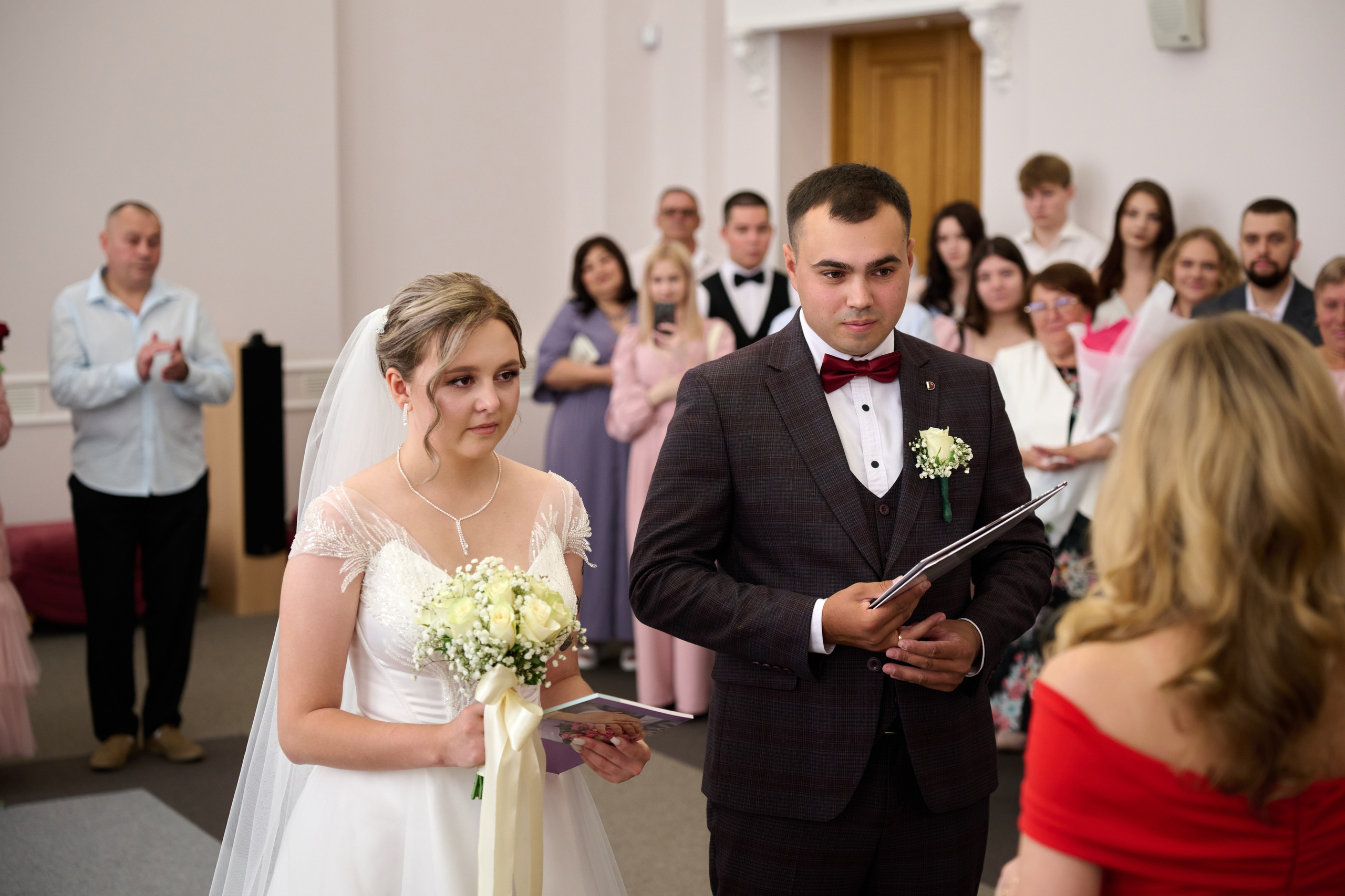 Свадебная фотосессия Ильи и Евгении в Старом Осколе. Профессиональный фотограф Старый Оскол, Губкин — свадьба, венчание, крещение, юбилей и день рождения