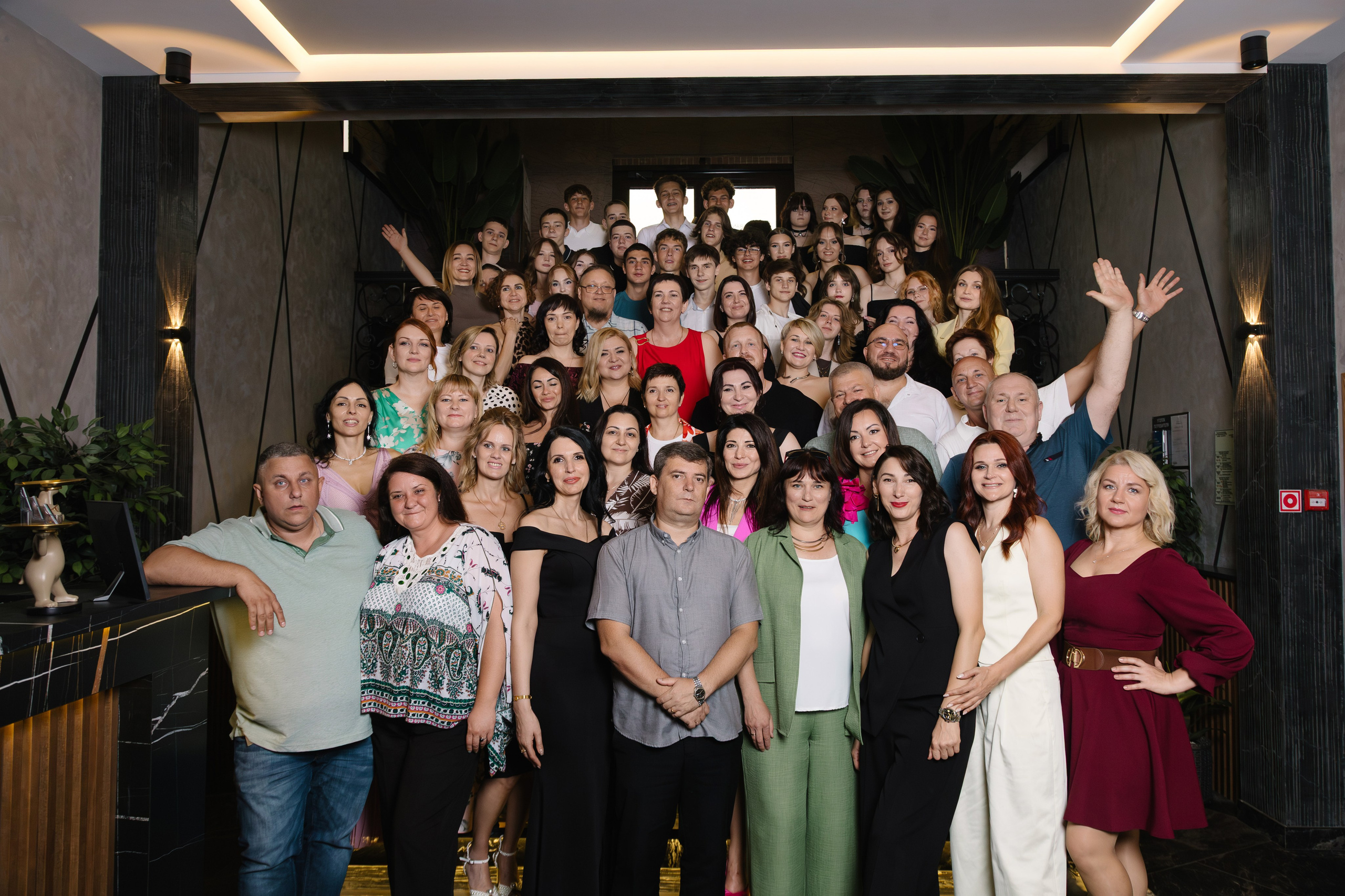 Выпускной 9В класса 2025. Артур Иликчян — Wedding & Event фотограф в Краснодаре