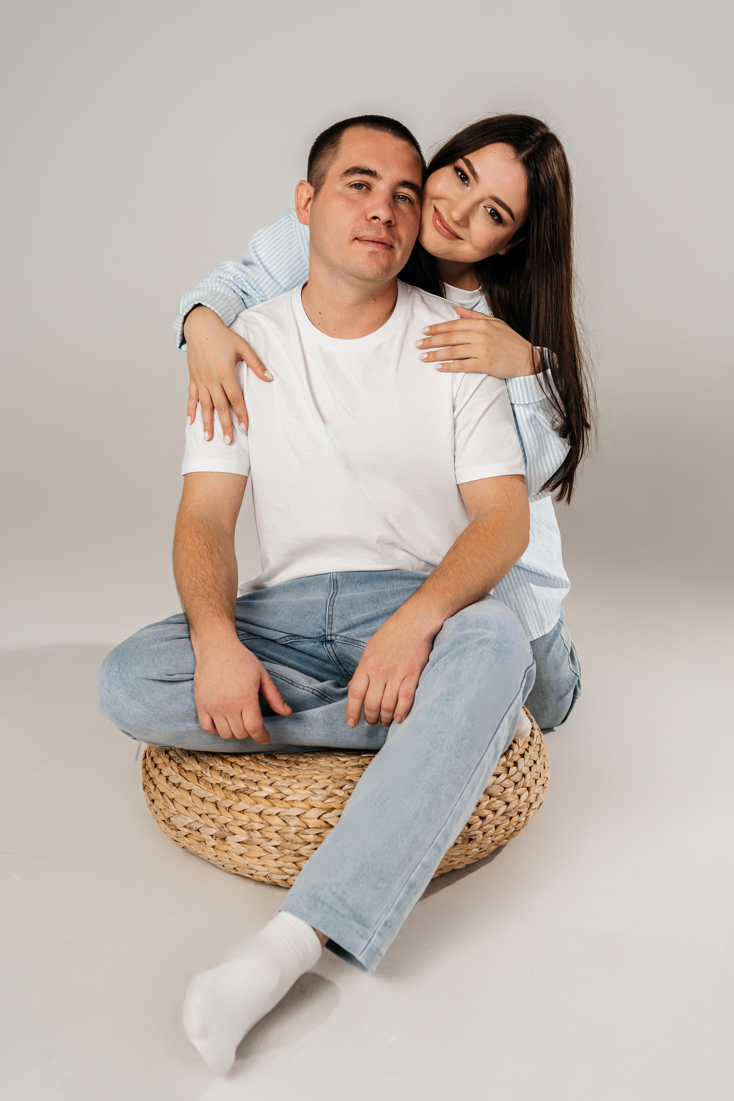 Семейная фотосессия в студии. Фотограф в Каменске-Шахтинском Ольга Сагал