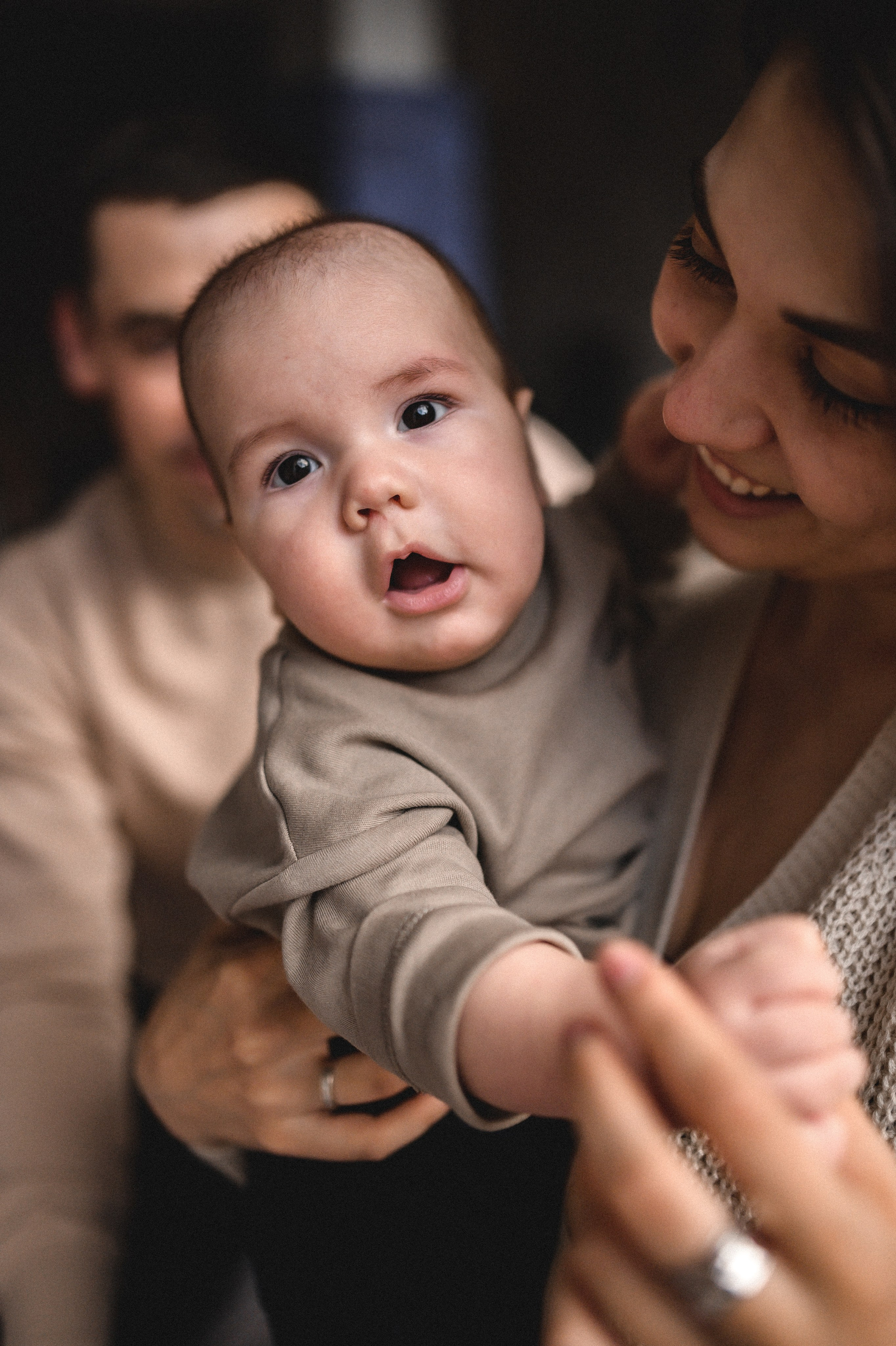Вова, Юля и Максим в студии Москва. Семейный и свадебный lifestyle-фотограф в Москве Мария Петрова