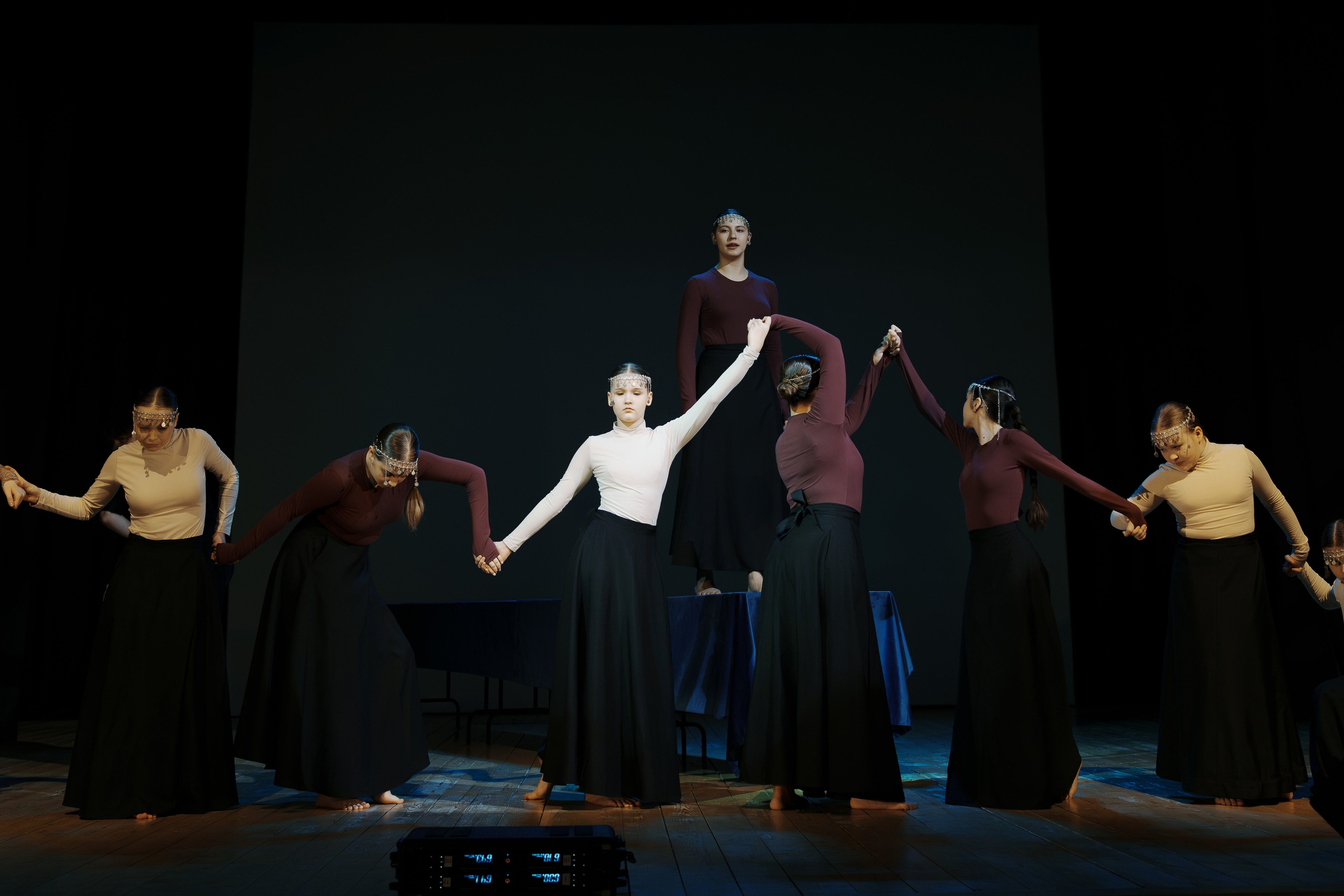 Спектакль «Демон» в постановке театральной студии «Волшебный мир театра». Фотограф Евгений Егоров