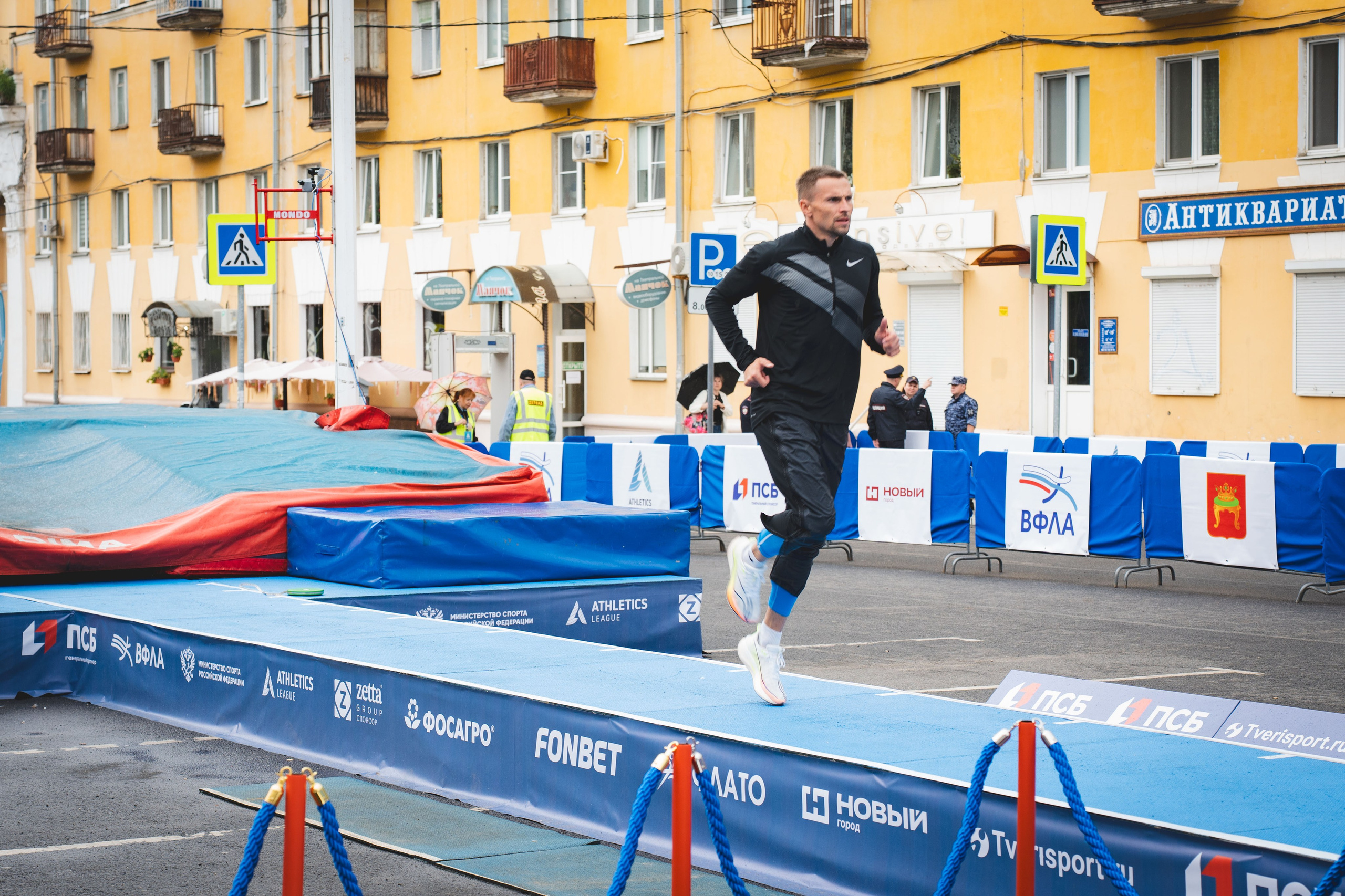Международный фестиваль легкой атлетики «Атлетикс лига» г. Тверь. Фотограф Евгений Егоров