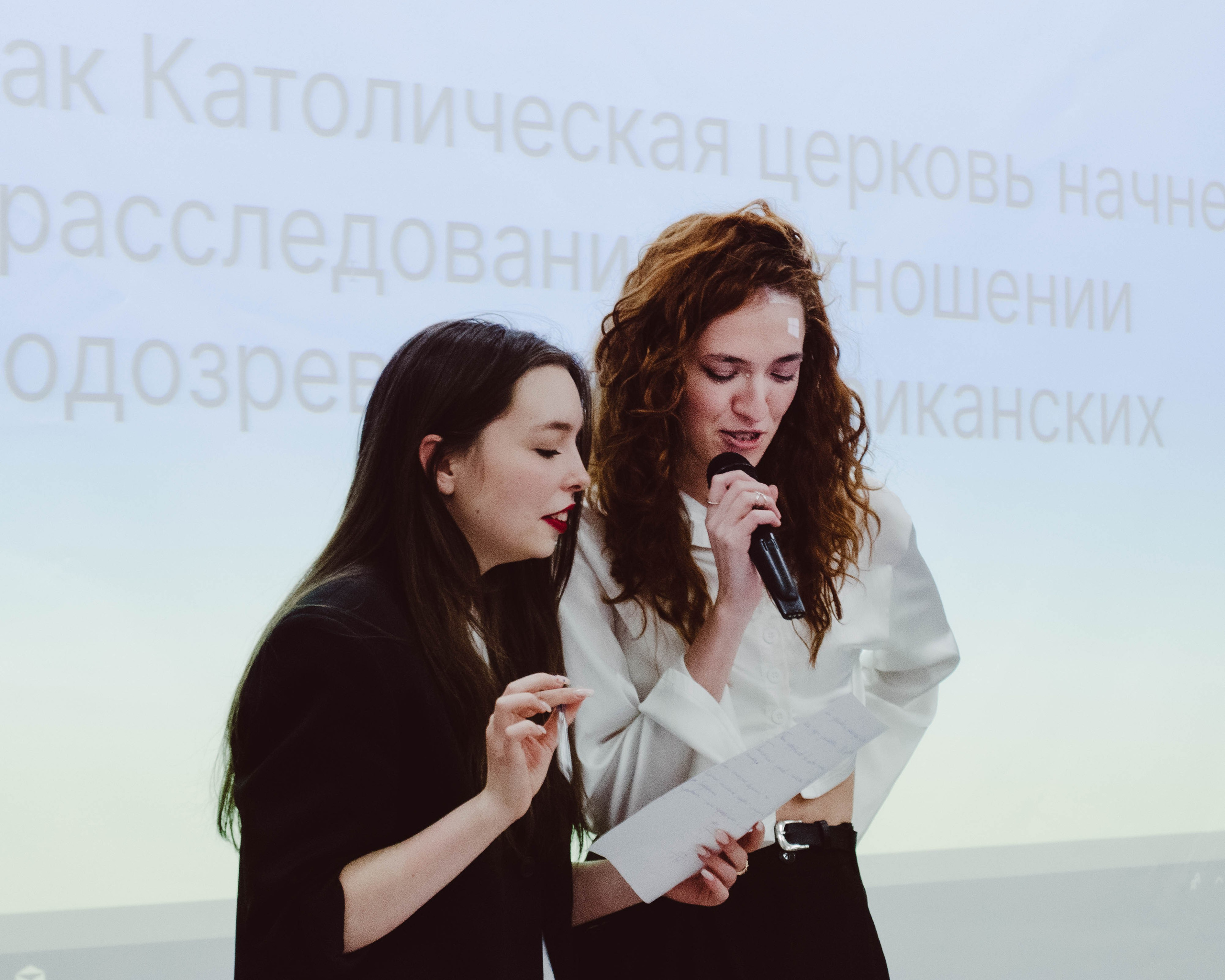 Премьерка. Клуб дебатов. Фотограф Валерия Пэун