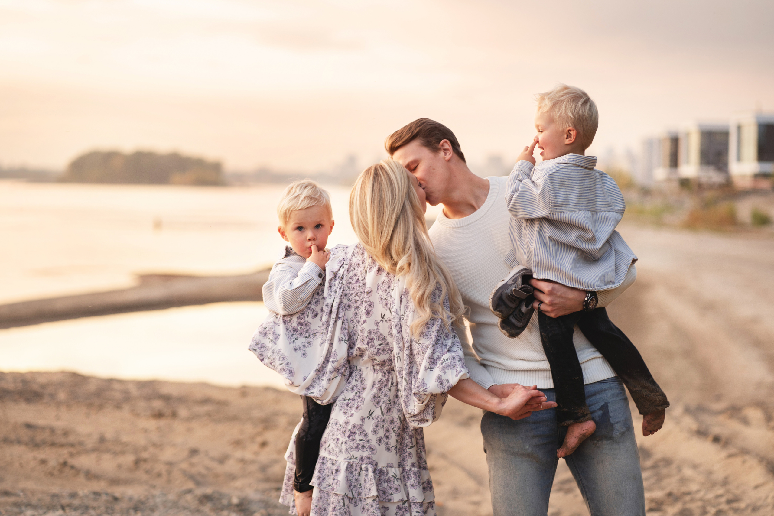 Юрке, Ольга, Юлиус Эрик и Линус Кристиан. Семейный фотограф, фотосессия беременности в Новосибирске Кристина Киб