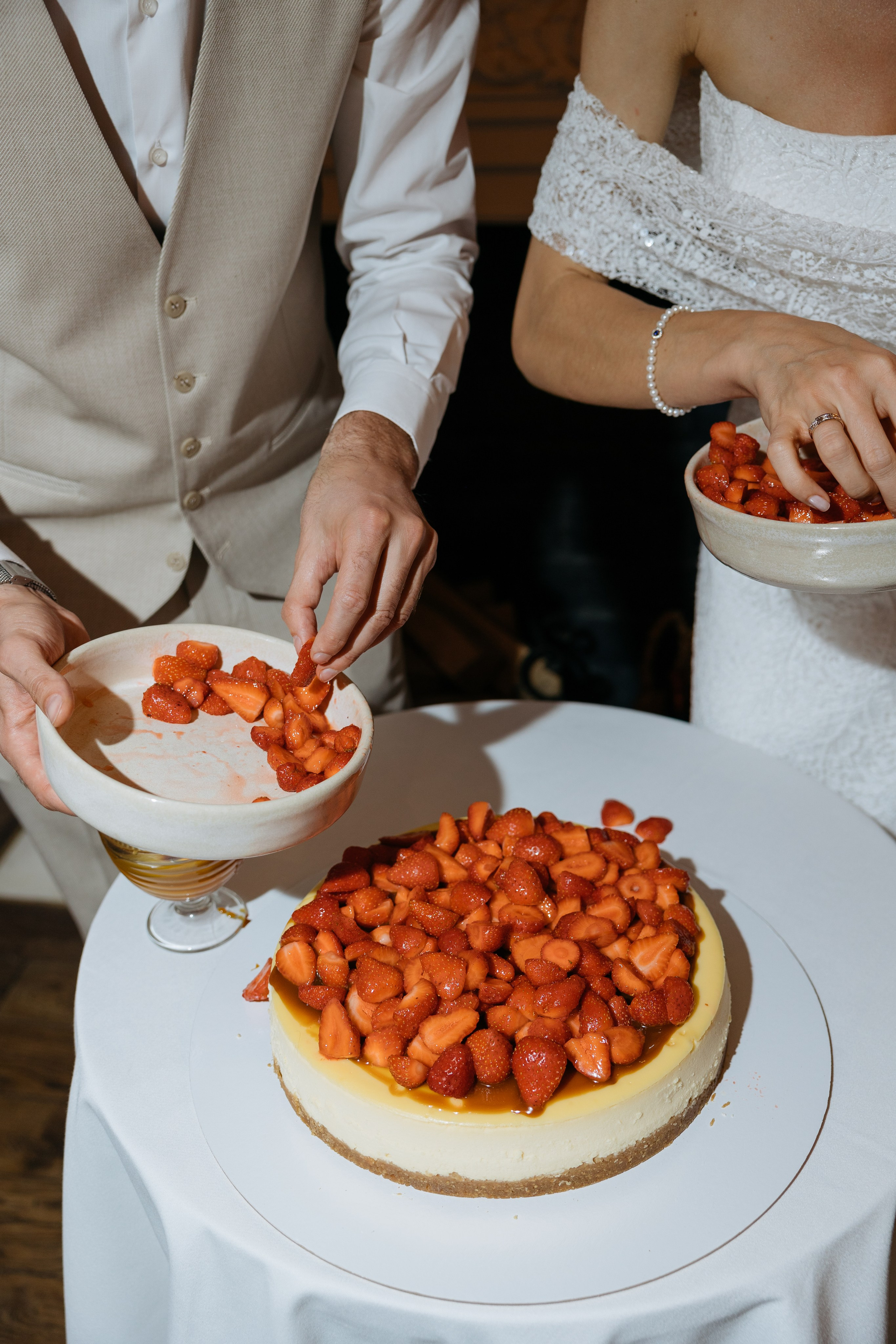Стильная свадебная фотосессия. Свадебный фотограф в Москве Полина Лелетко