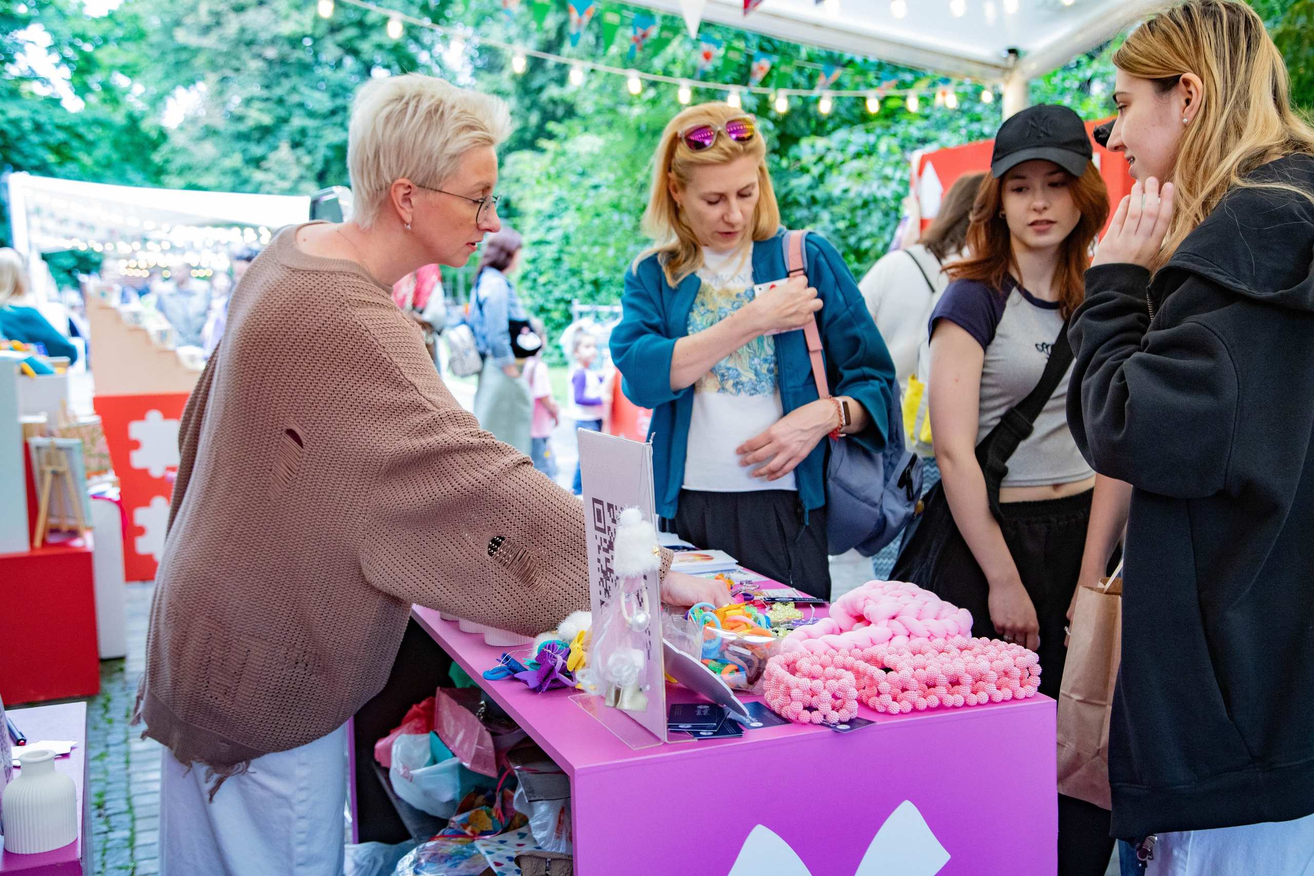 Съемка для благотворительного фонда. Женский фотограф в Москве Рина Леонтьева