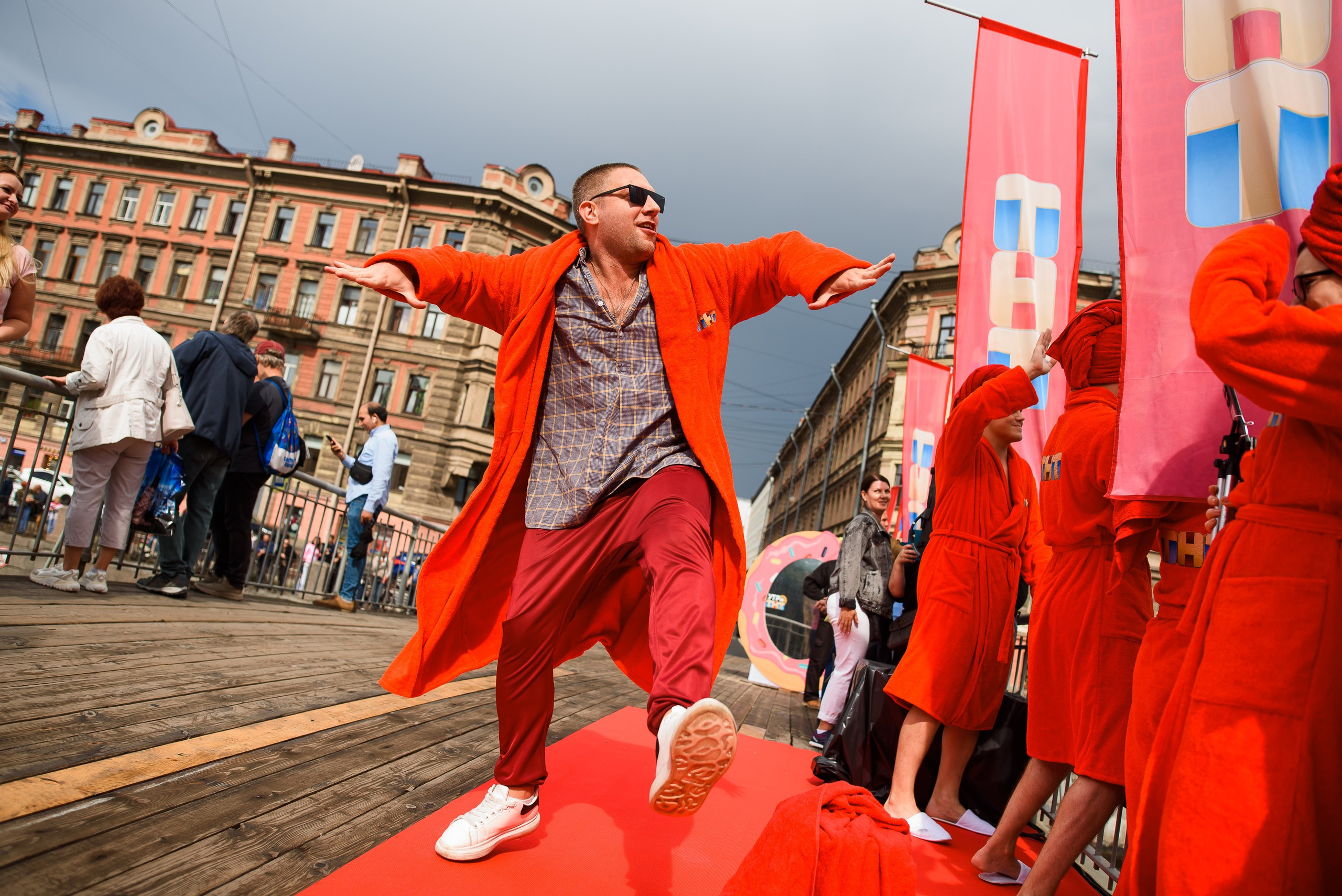 ТНТ Фонтанка SUP. Фотограф в Санкт-Петербурге — Эдуард Фазлетдинов | Репортаж, свадьбы, студия