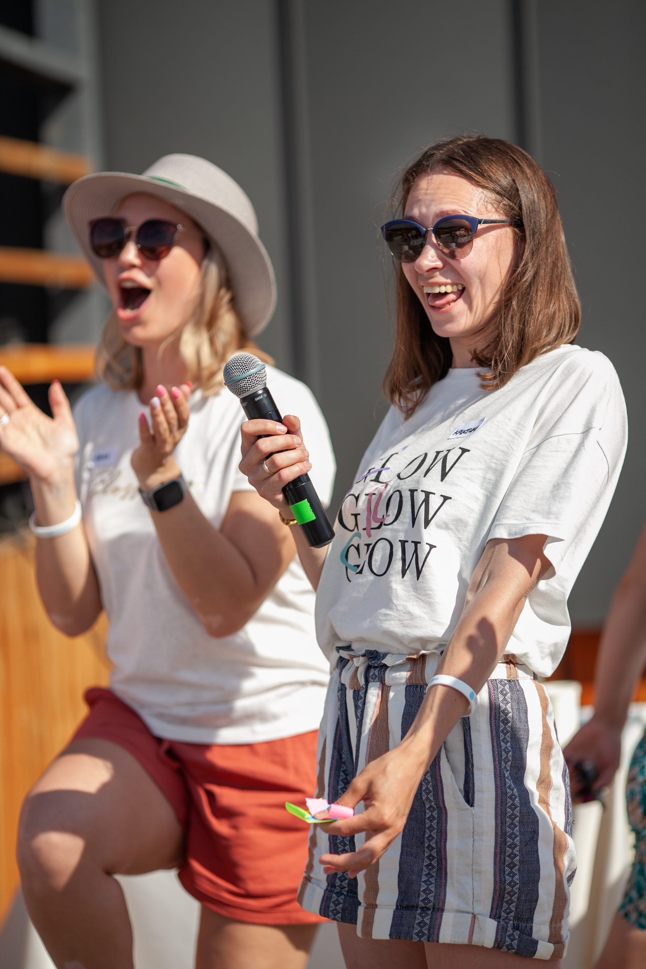 Встреча клуба Блиновской «Семья». Двойняшки-фотографы Анна и Анастасия в Санкт-Петербурге