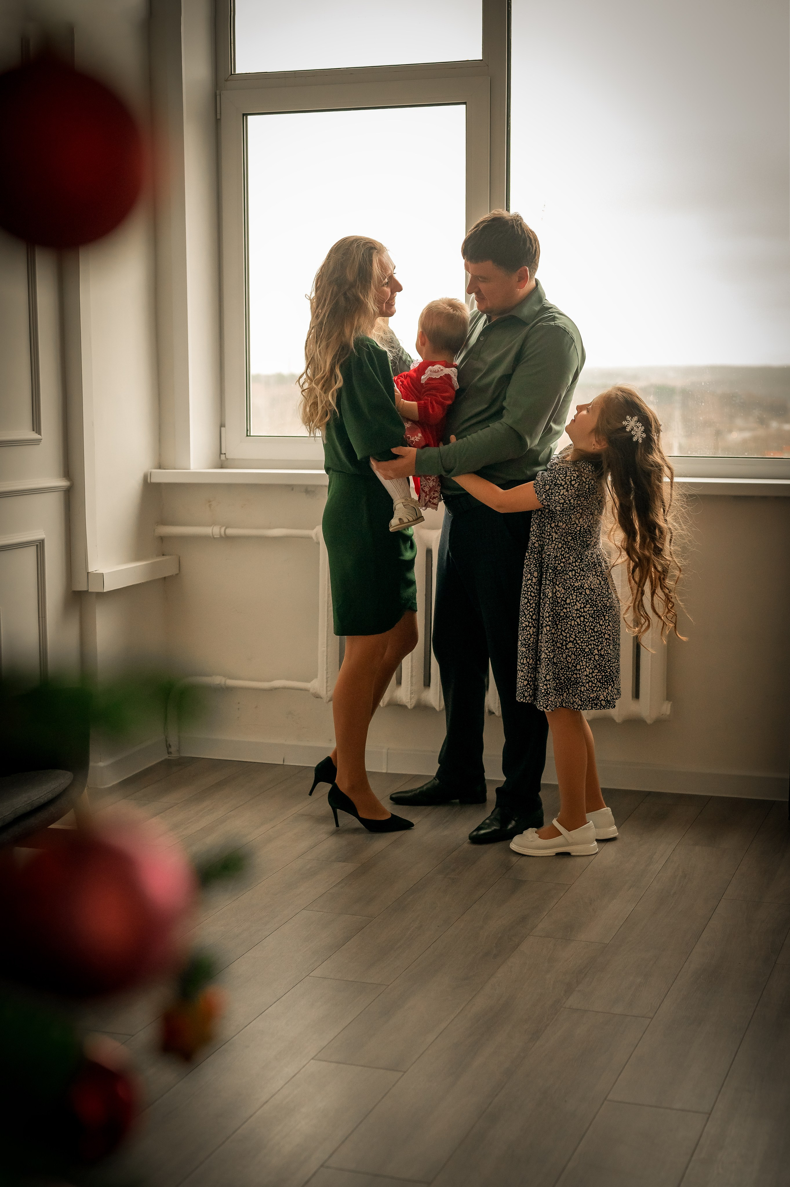 Новый год в студии. Фотограф новорождённых, семейный, школьный в городе Калуге Евгения