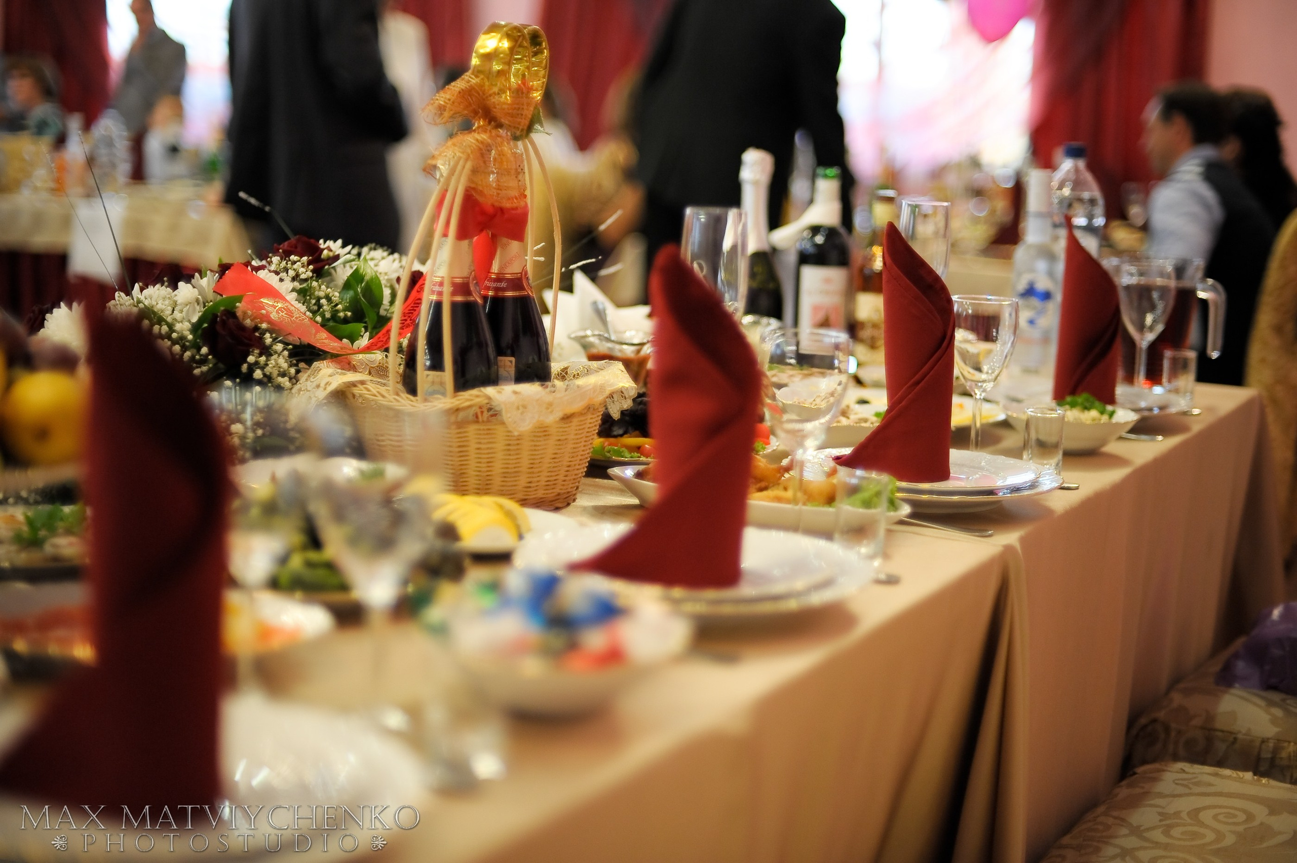 Банкет/Banquet. Максим Матвийченко и Виктория Басова профессионалы своего дела