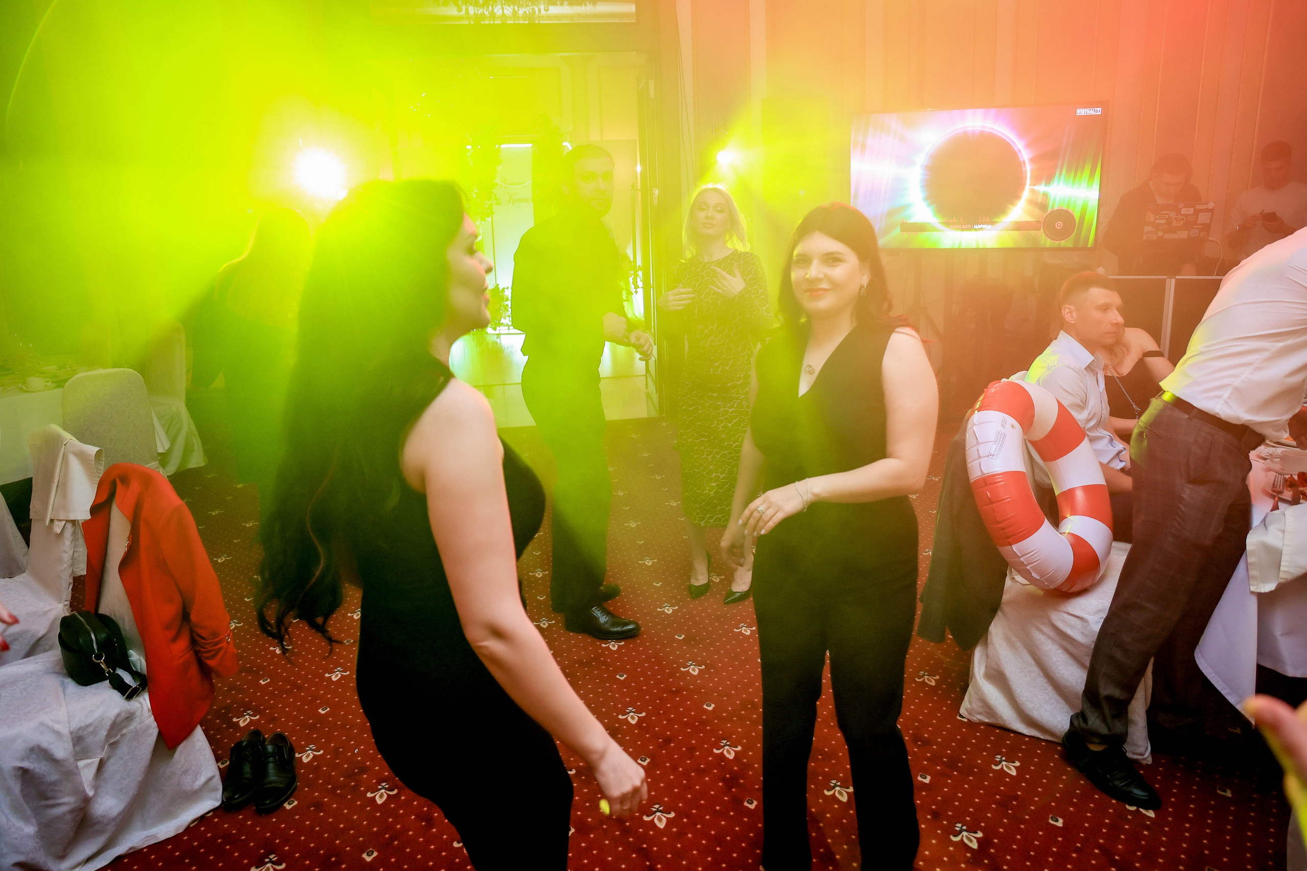 КСЕНИЯ & АНТОН. Свадебный фотограф — видеограф в г. Астрахань Екатерина Юмашева