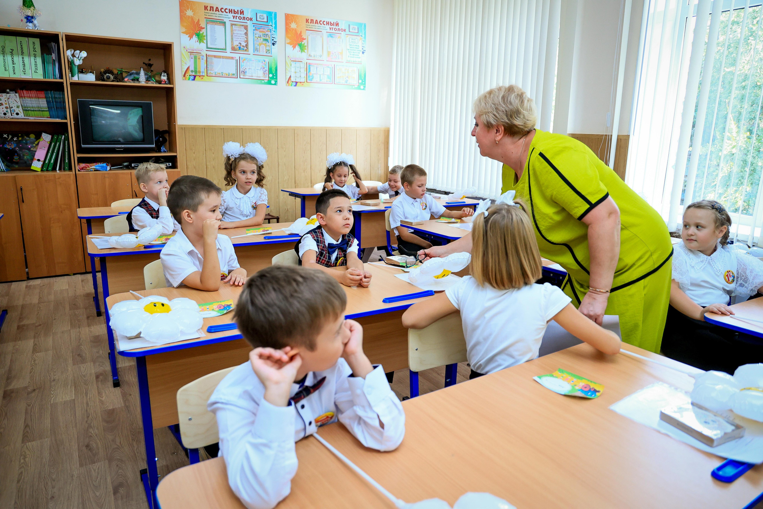 ШКОЛА 1 СЕНТЯБРЯ. Свадебный фотограф — видеограф в г. Астрахань Екатерина Юмашева