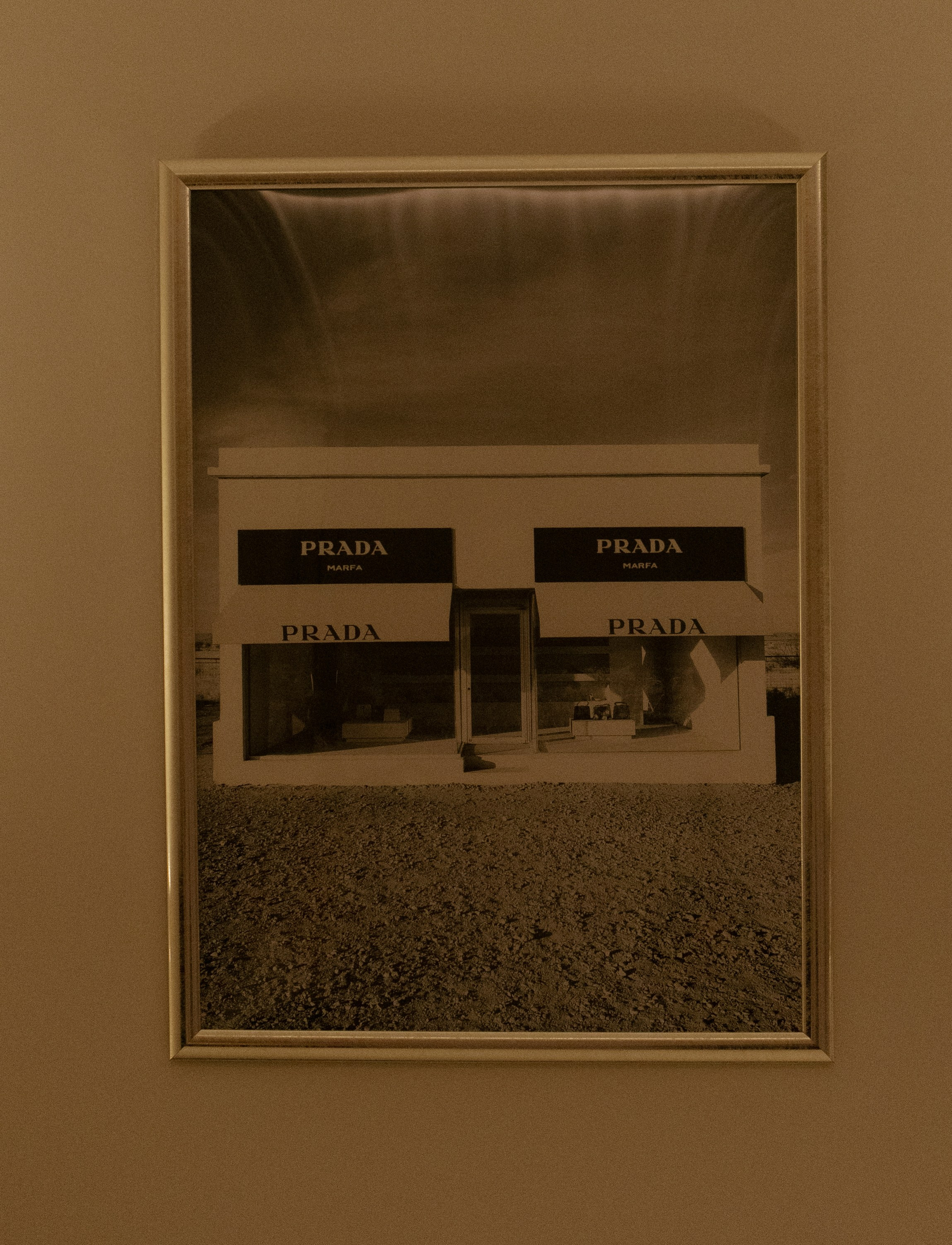 И в конце вечера мы выпьем шампанское за наш день