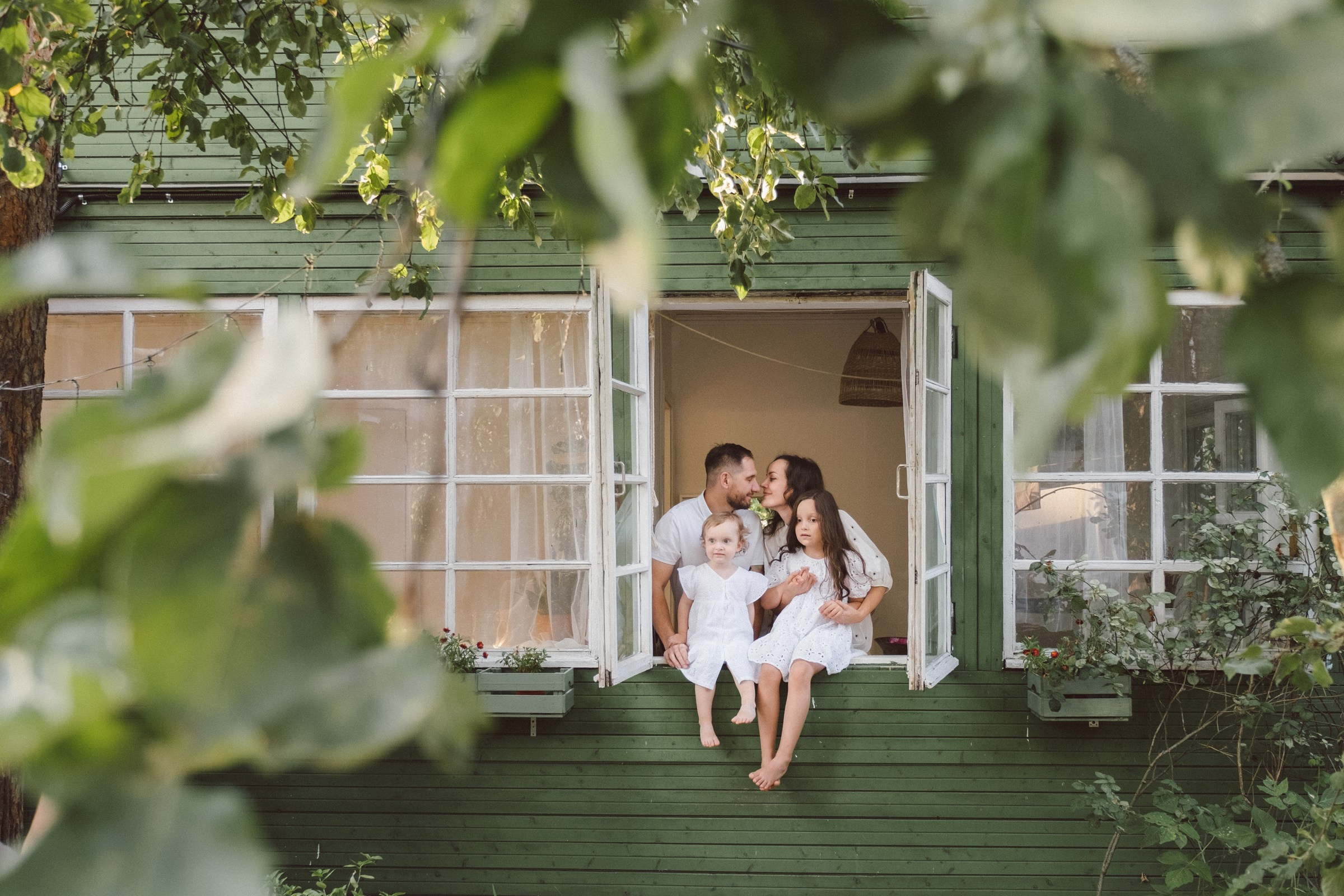 На даче. Свадебные и семейные фотографы в Москве Максим и Оксана Первомай
