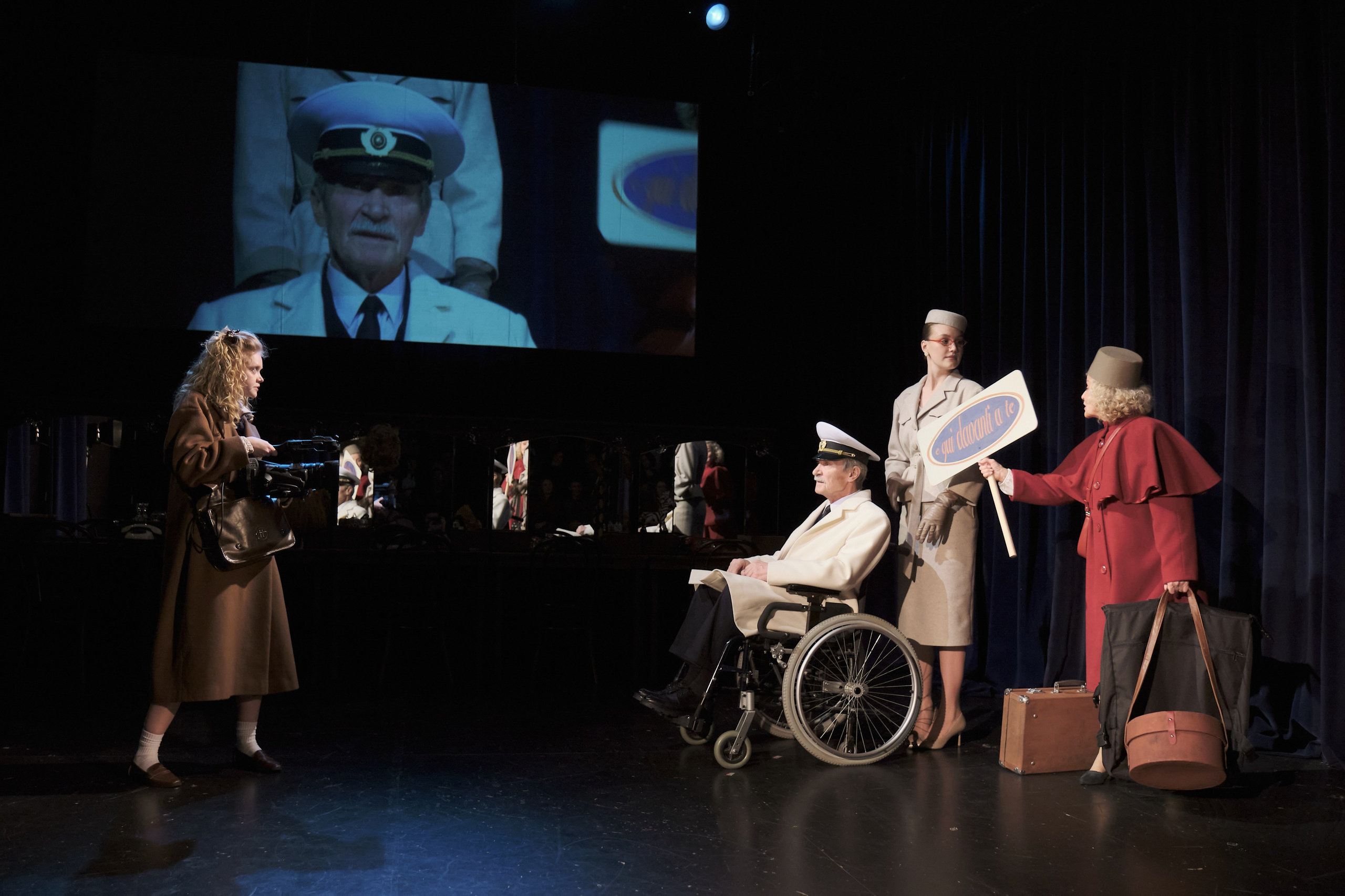 Театральная фотосъемка спектакля Джинджер и Фред