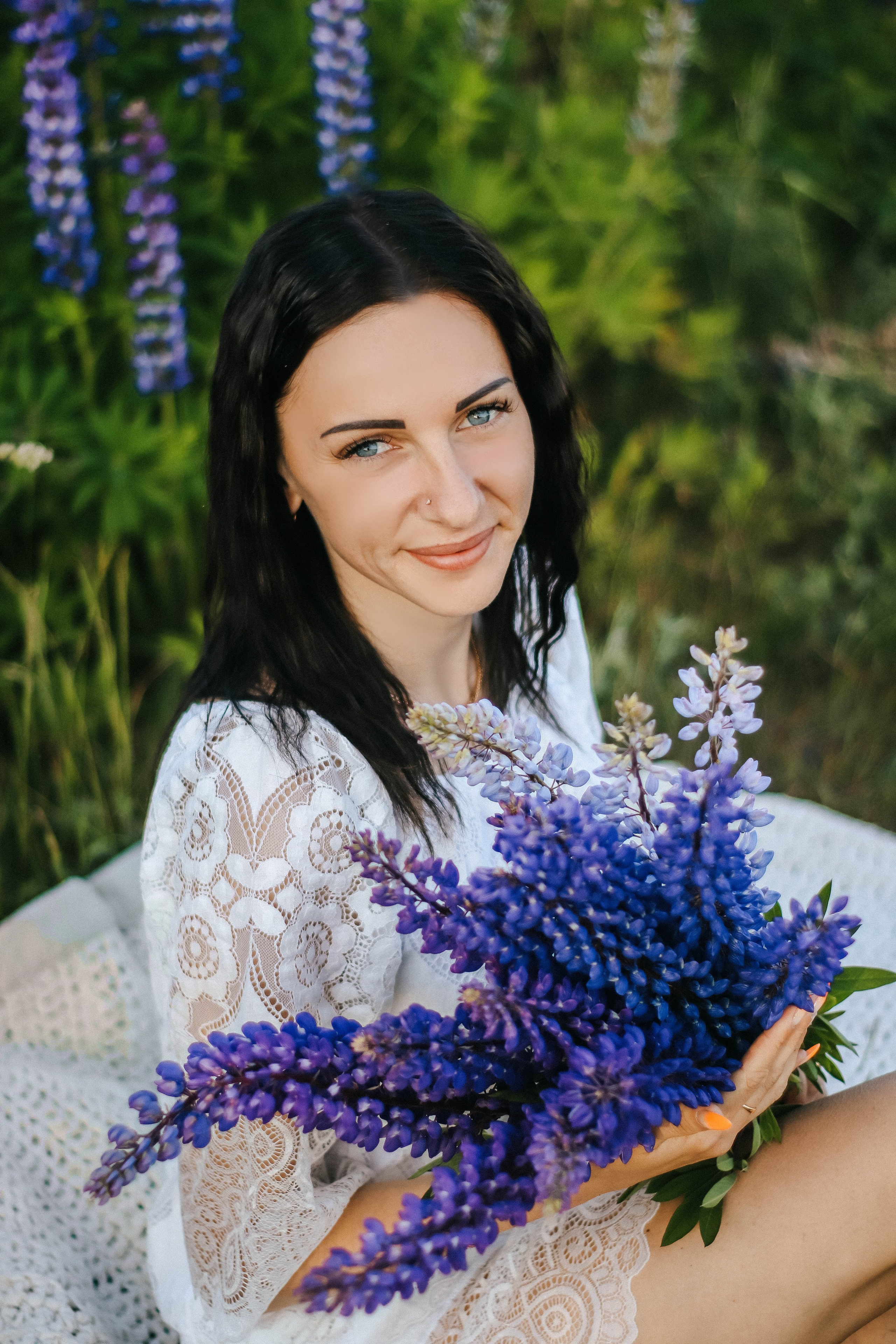 Фотосессия в люпинах. Фотограф Дарья Маташкова