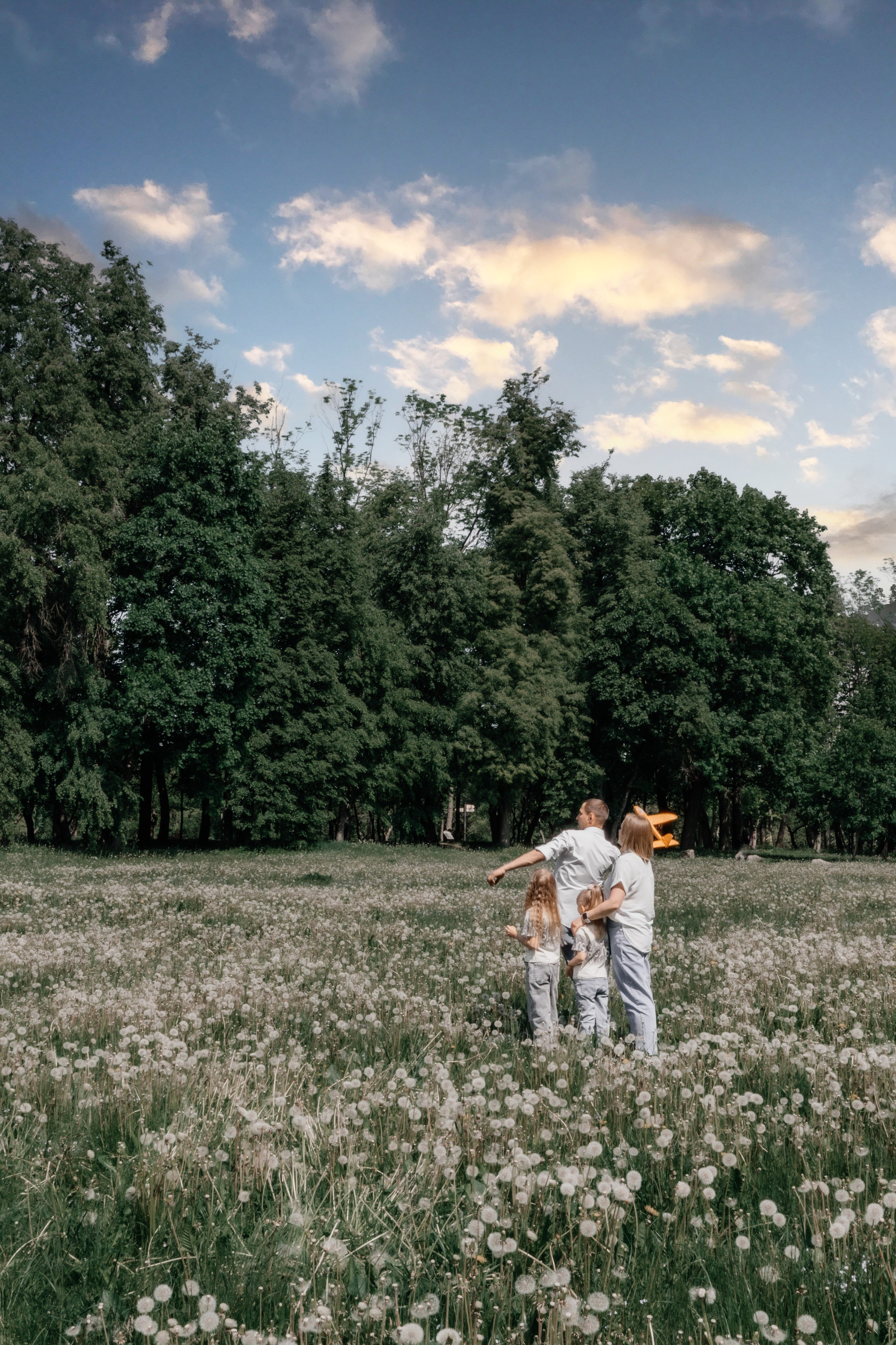 Семейная съемка в Лошицком парке. Ваш семейный фотограф в Минске — Вика Трегубова