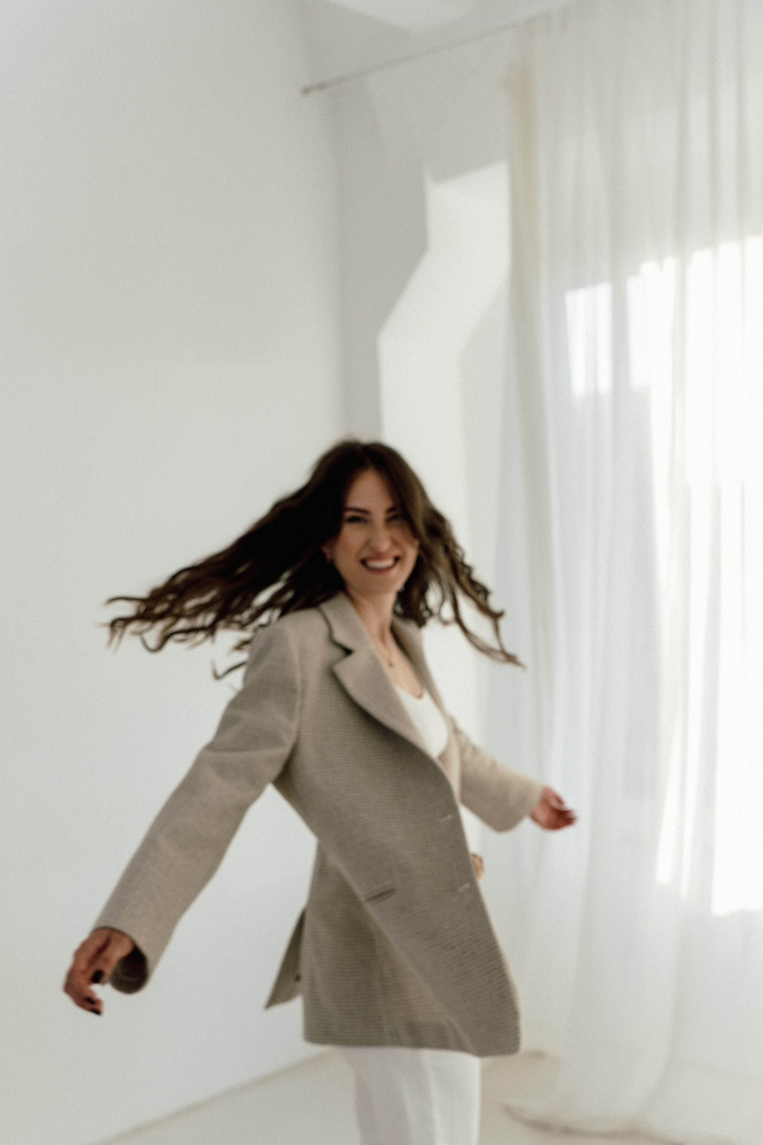 Настя (студийная фотосессия в сентябре). Ваш семейный фотограф в Минске — Вика Трегубова