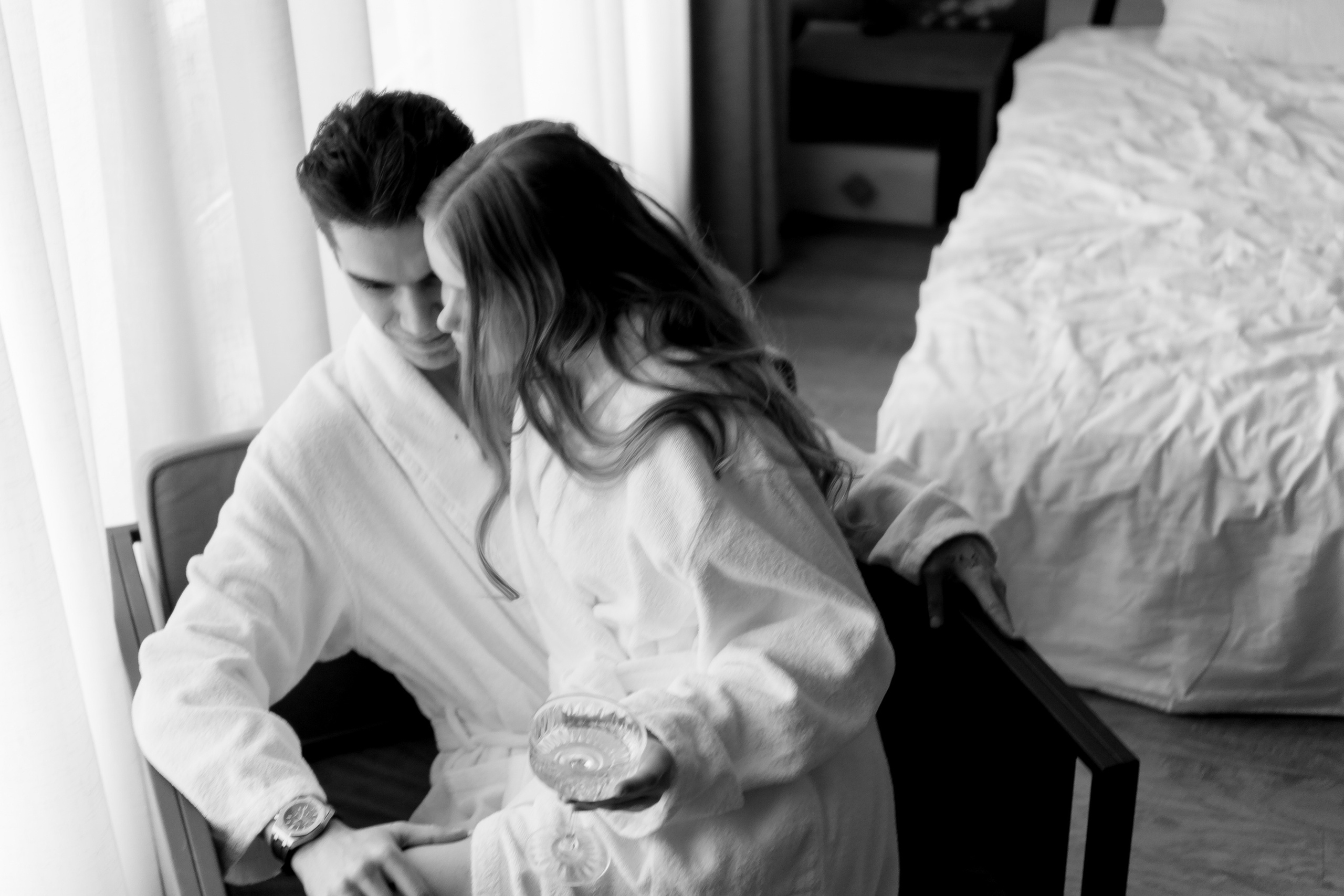 СВАДЕБНАЯ СЬЕМКА СБОРОВ В ОТЕЛЕ И ВЫЕЗД НА ЦЕРЕМОНИЮ (СНЯТО В СИБИРЕ В НИЖНЕВАРТОВСКЕ). Профессиональный фотограф, Санкт-Петербург — Виктория Богомолова