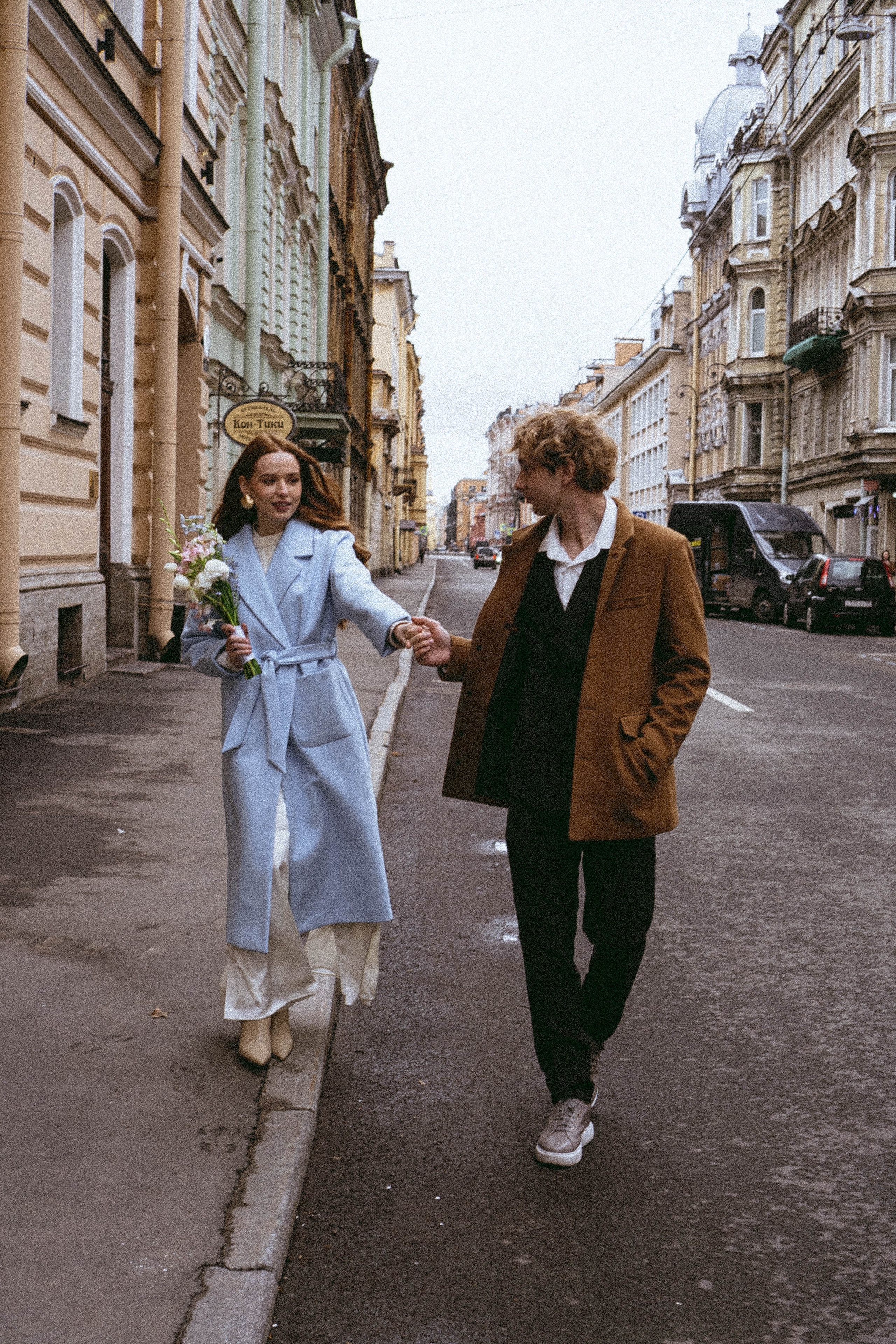 СВАДЕБНАЯ СЬЕМКА В ОТЕЛЕ. СБОРЫ ЖЕНИХА И НЕВЕСТЫ И ТАКЖЕ ТОР И ПОДГОТОВКА К ПРОГУЛКЕ И ПРОГУЛКА ПО ПЕТРОГРАДКЕ. Профессиональный фотограф, Санкт-Петербург — Виктория Богомолова