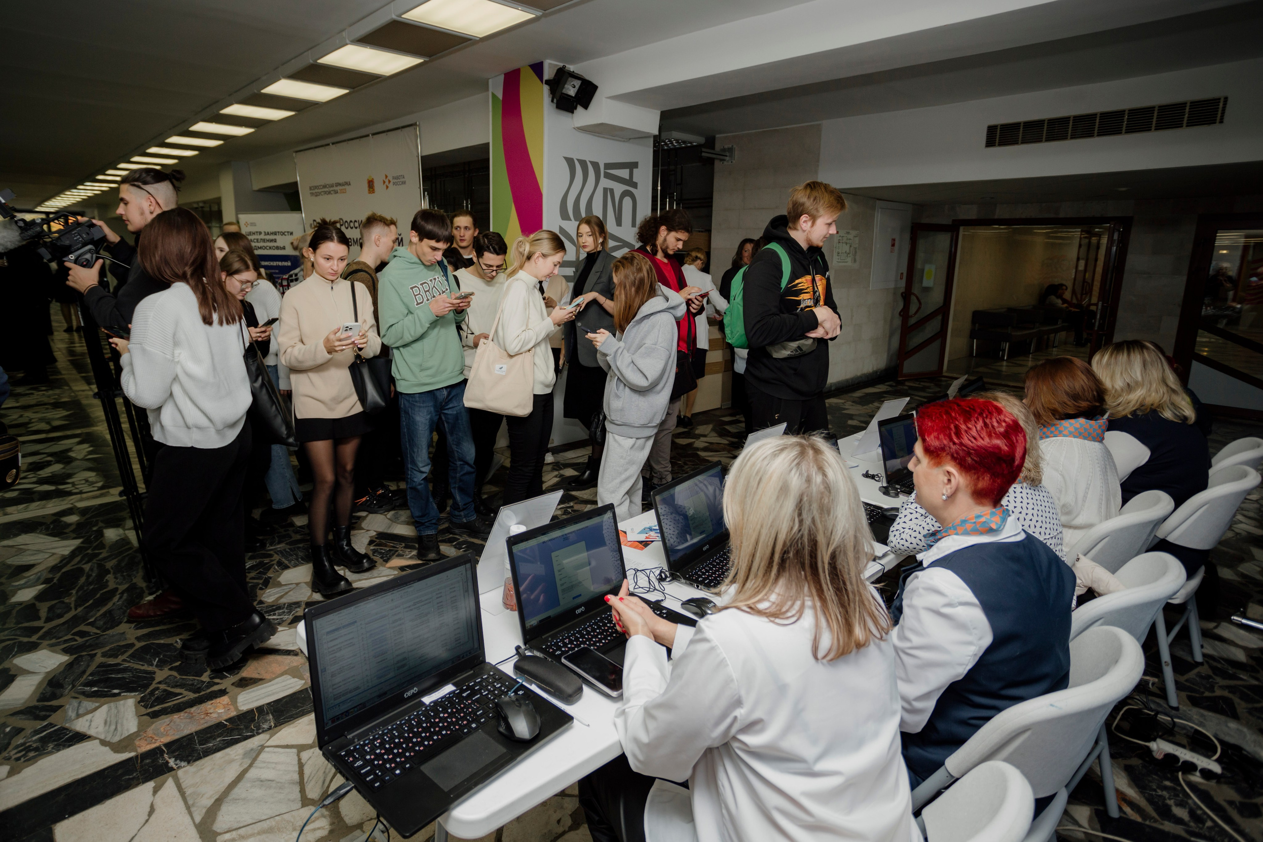 Ярмарка вакансий. Деловая и Бизнес съемка в  Москве Инесса Грушко