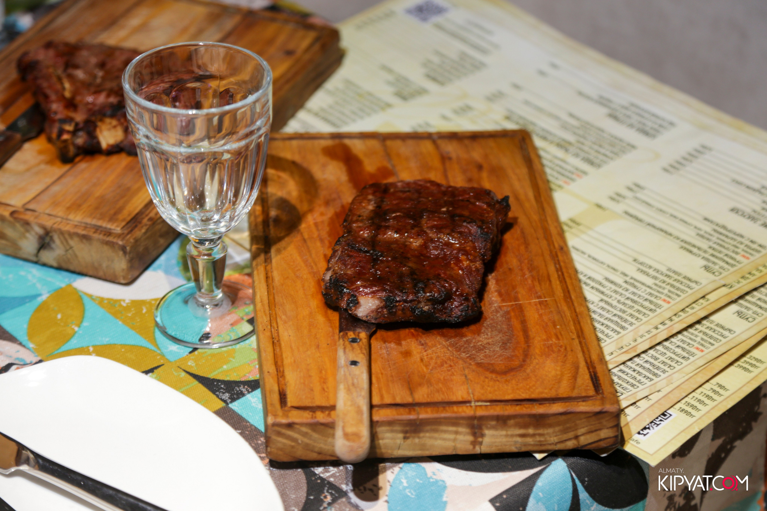 LIFE GRILL CAFE. КИПЯТКОМ АЛМАТЫ! Фотосъемка мероприятий в Алматы