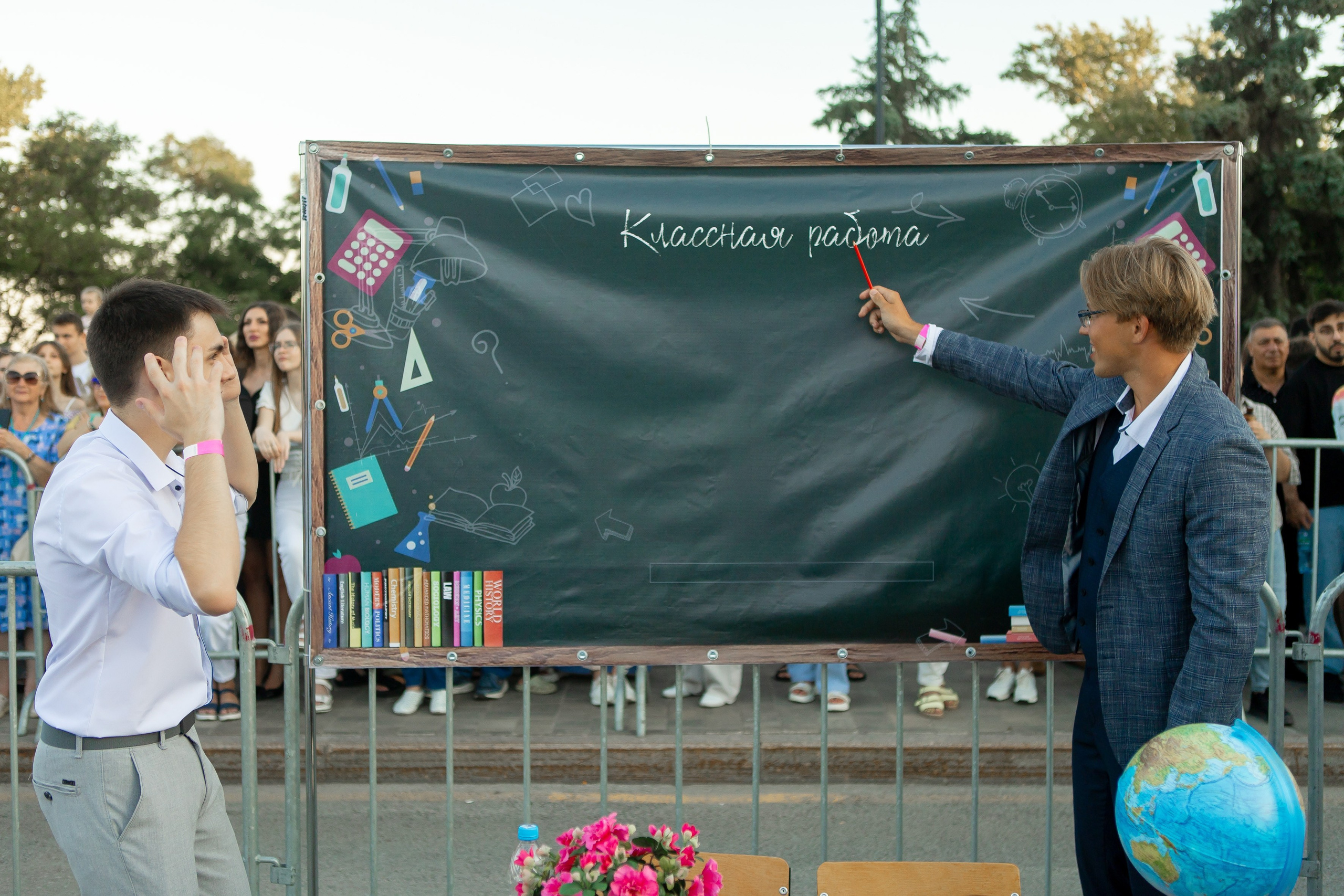 Выпускной Гимназия 12 2024 г. Свадебный и портретный Фотограф в Липецке Дмитрий Котюков