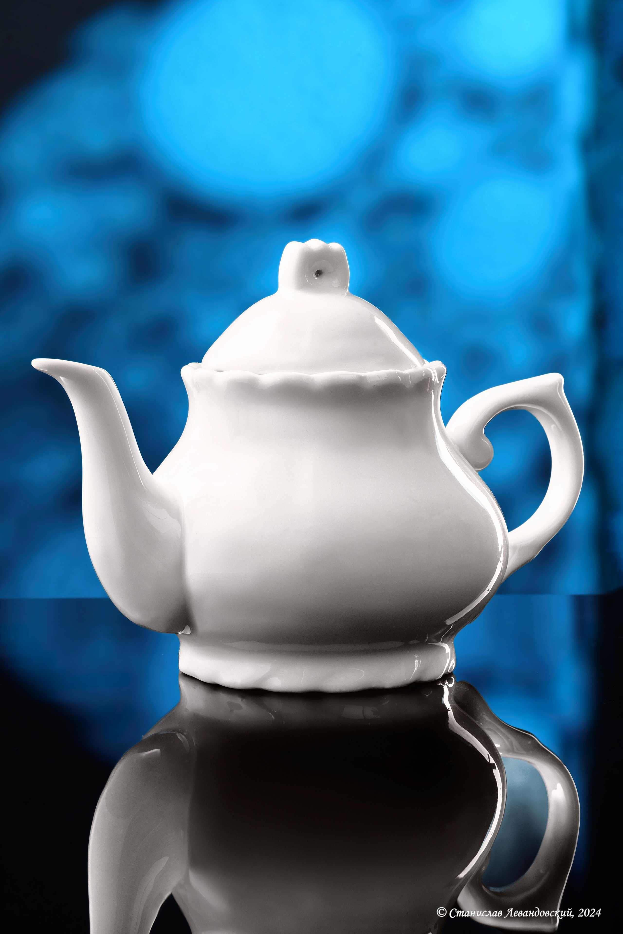 Предметы с глянцевой поверхностью. Предметный фотограф в Москве Станислав Левандовский