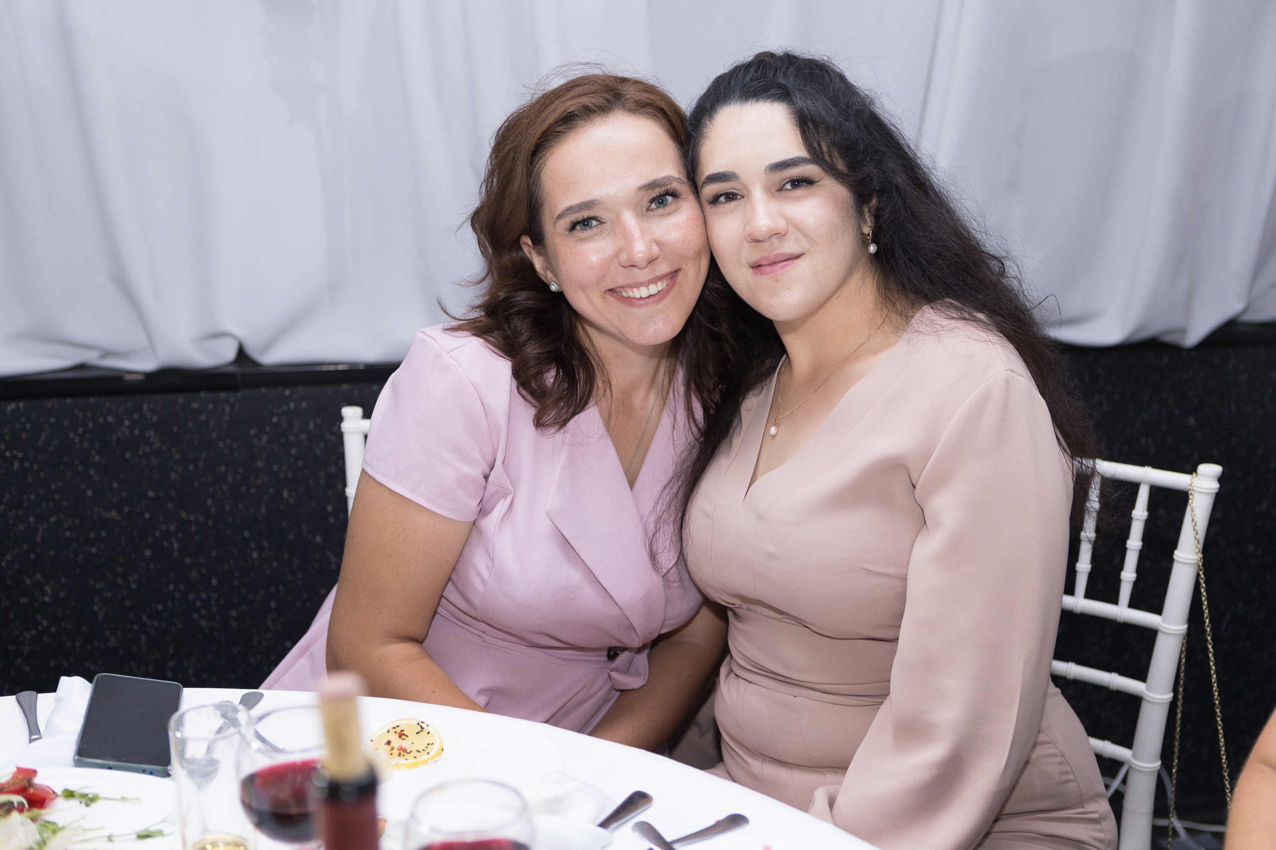 Свадебный фотограф Уфа — Руслан ГабдлисламовЖивые эмоции, красивые кадры, воспоминания на всю жизнь.Работаю по всей Республике Башкортоста. Свадебный фотограф Уфа Руслан Габдлисламов