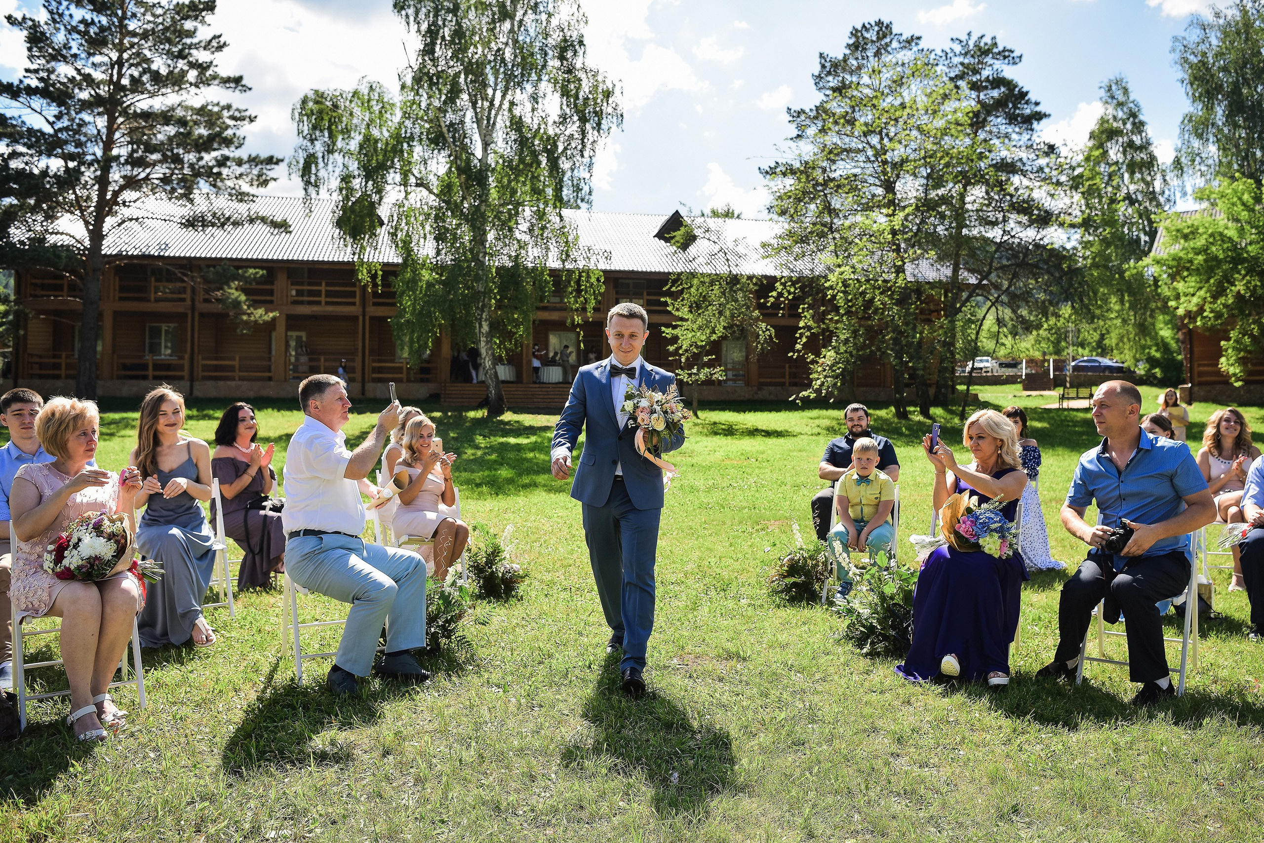 💐 Радик и Яна — душевная загородная свадьба в Villatic | Теплые фото под Красноярском. 📸 Свадебный и семейный фотограф в Красноярске Тихомиров Евгений | 17 лет опыта | 800+ свадеб