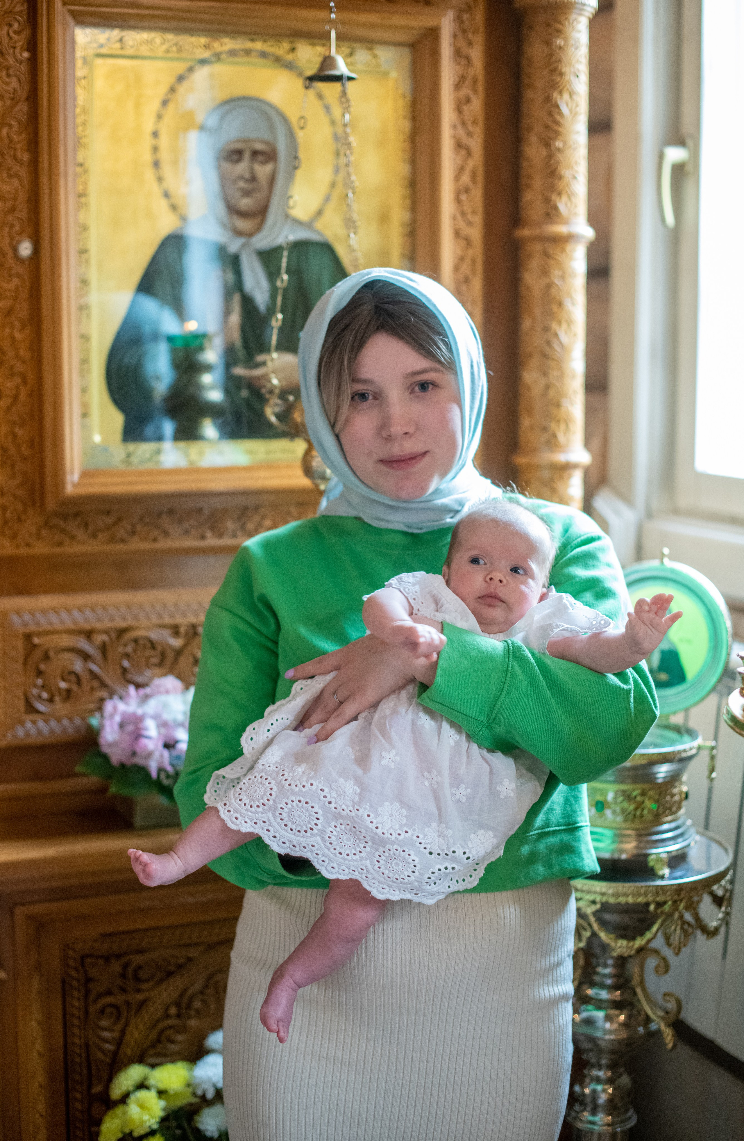 Крещение младенца Вероники. Здравница. Храм Матроны Московской. Фотограф Крещения и Венчания в Москве и МО