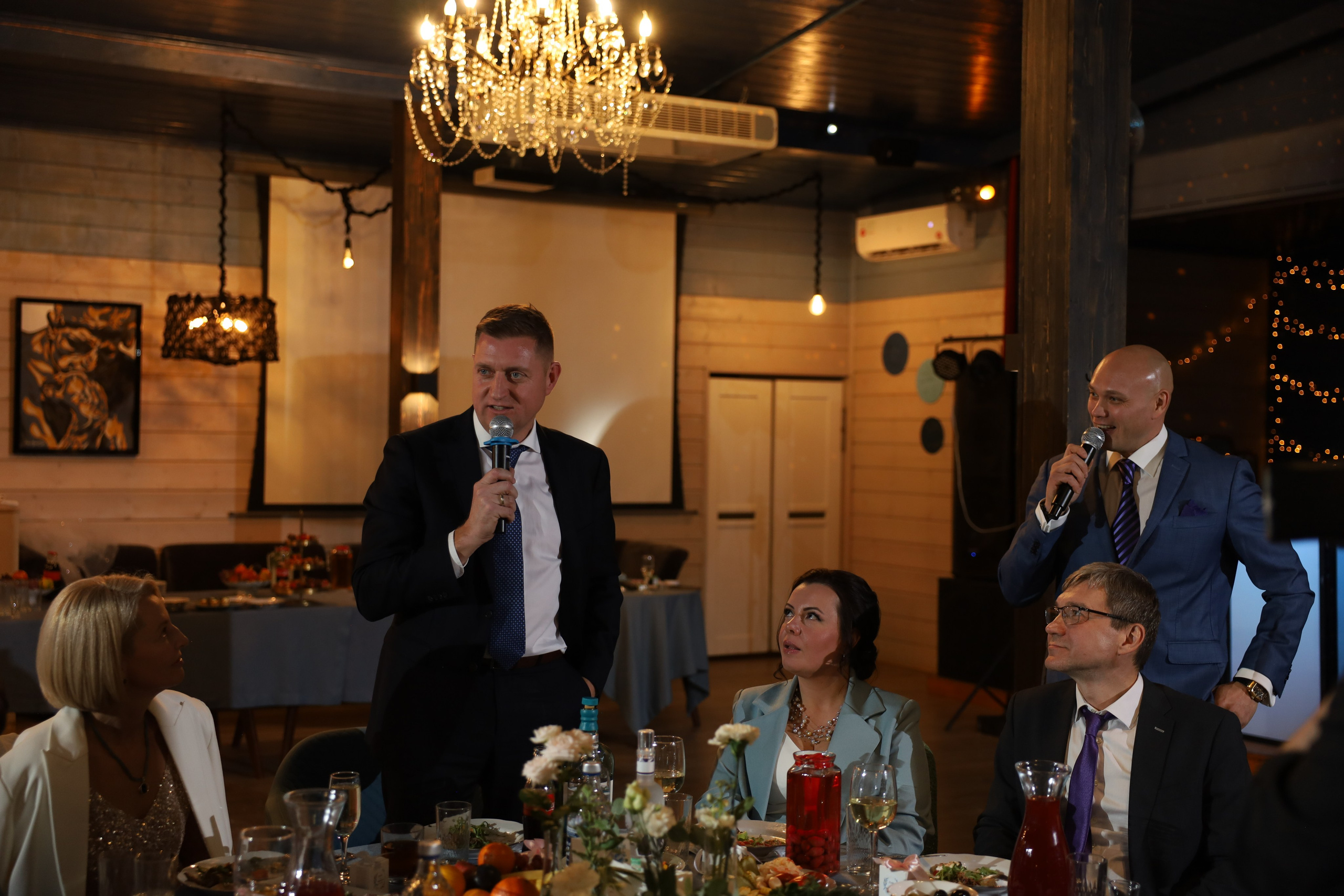 𝒜𝓇𝓉𝑒𝓂 & 𝐿𝓎𝓊𝓈𝓎𝒶 (𝓇𝑒𝓈𝓉𝒶𝓊𝓇𝒶𝓃𝓉). 𝑀𝑜𝓈𝒸𝑜𝓌. Свадебный фотограф в Санкт-Петербурге